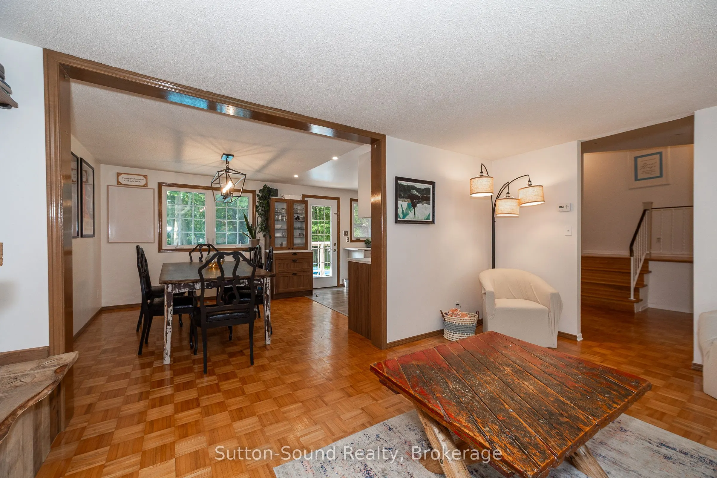 475 20th Street W