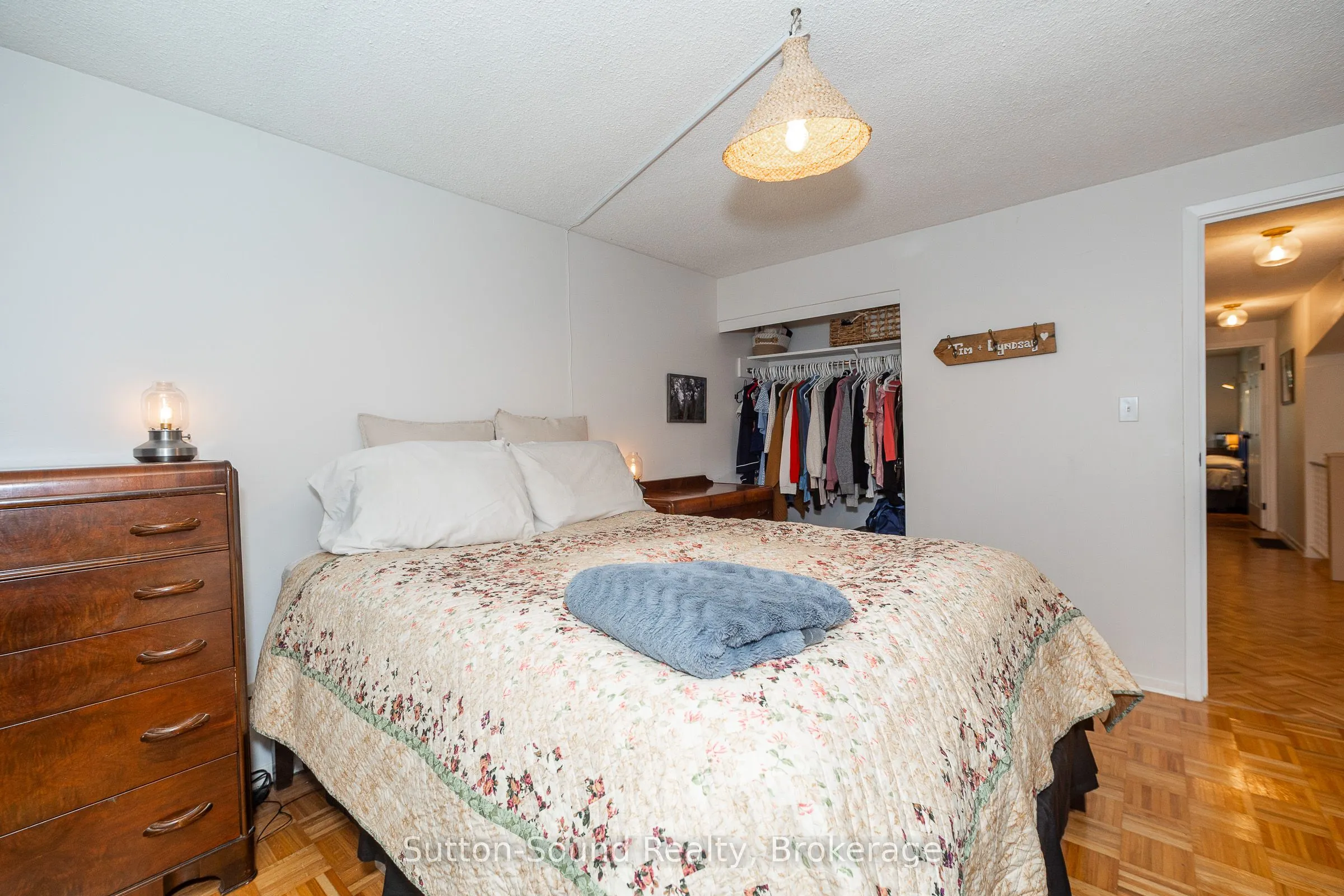 475 20th Street W