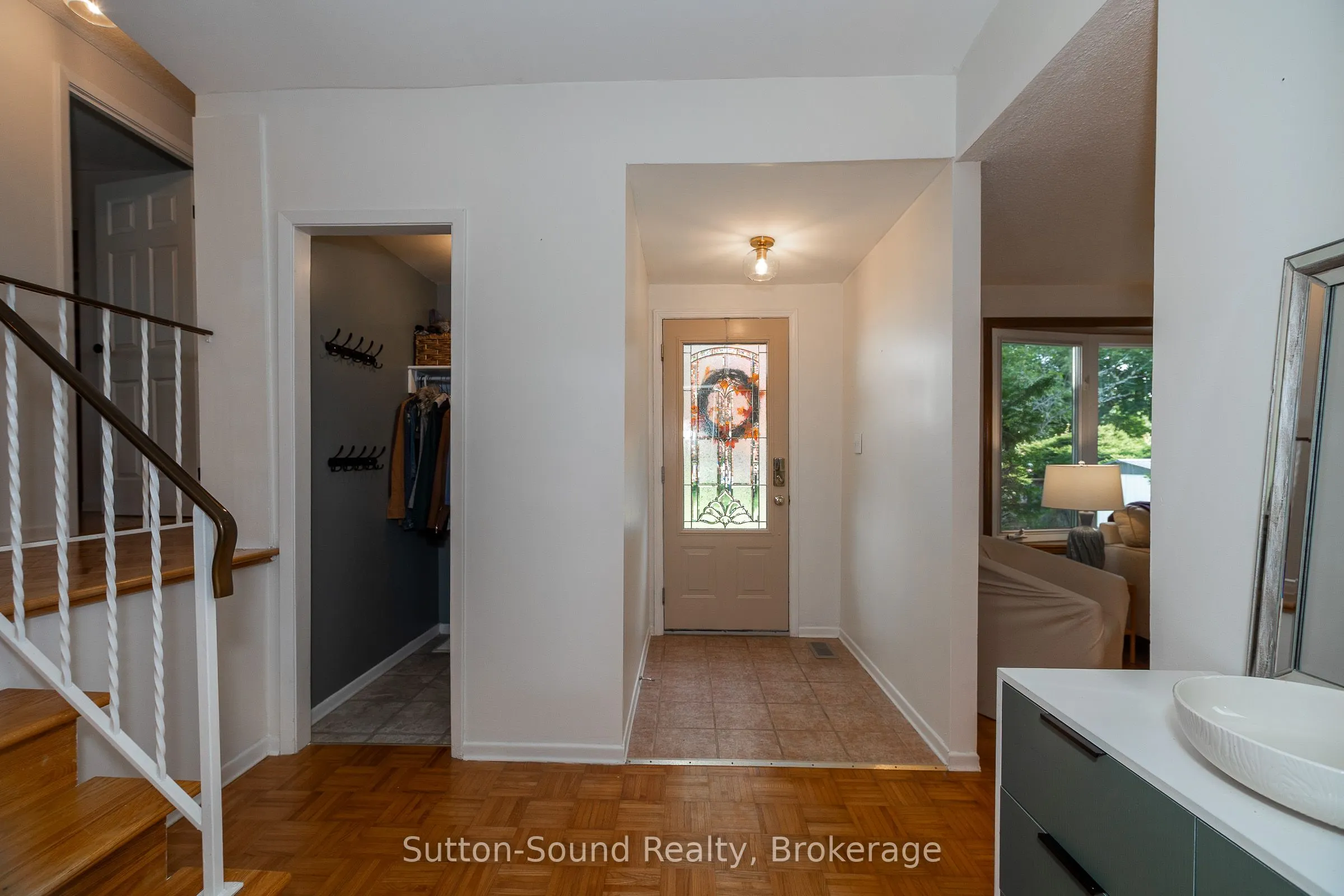 475 20th Street W