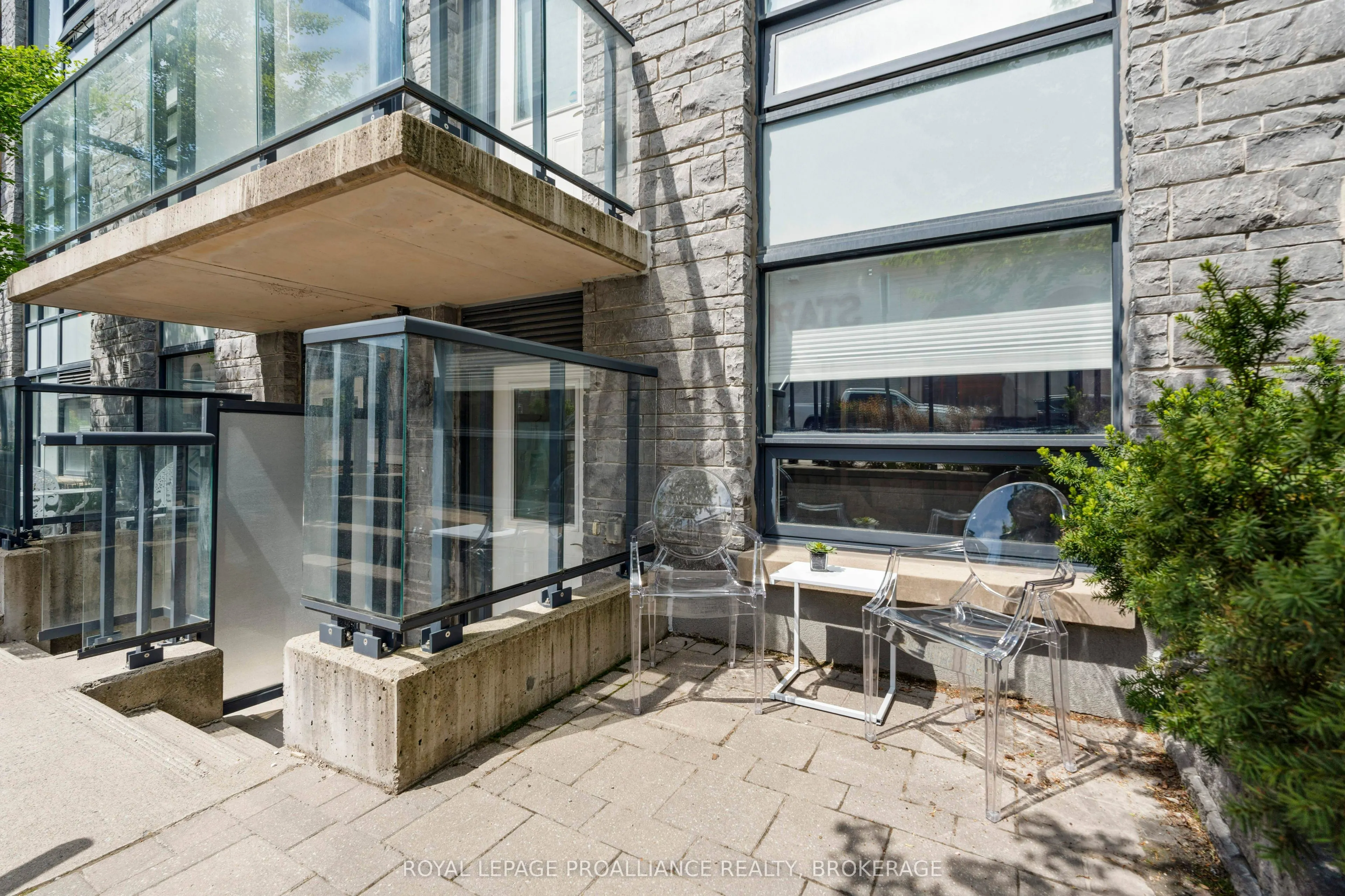 121 Queen Street, #4A