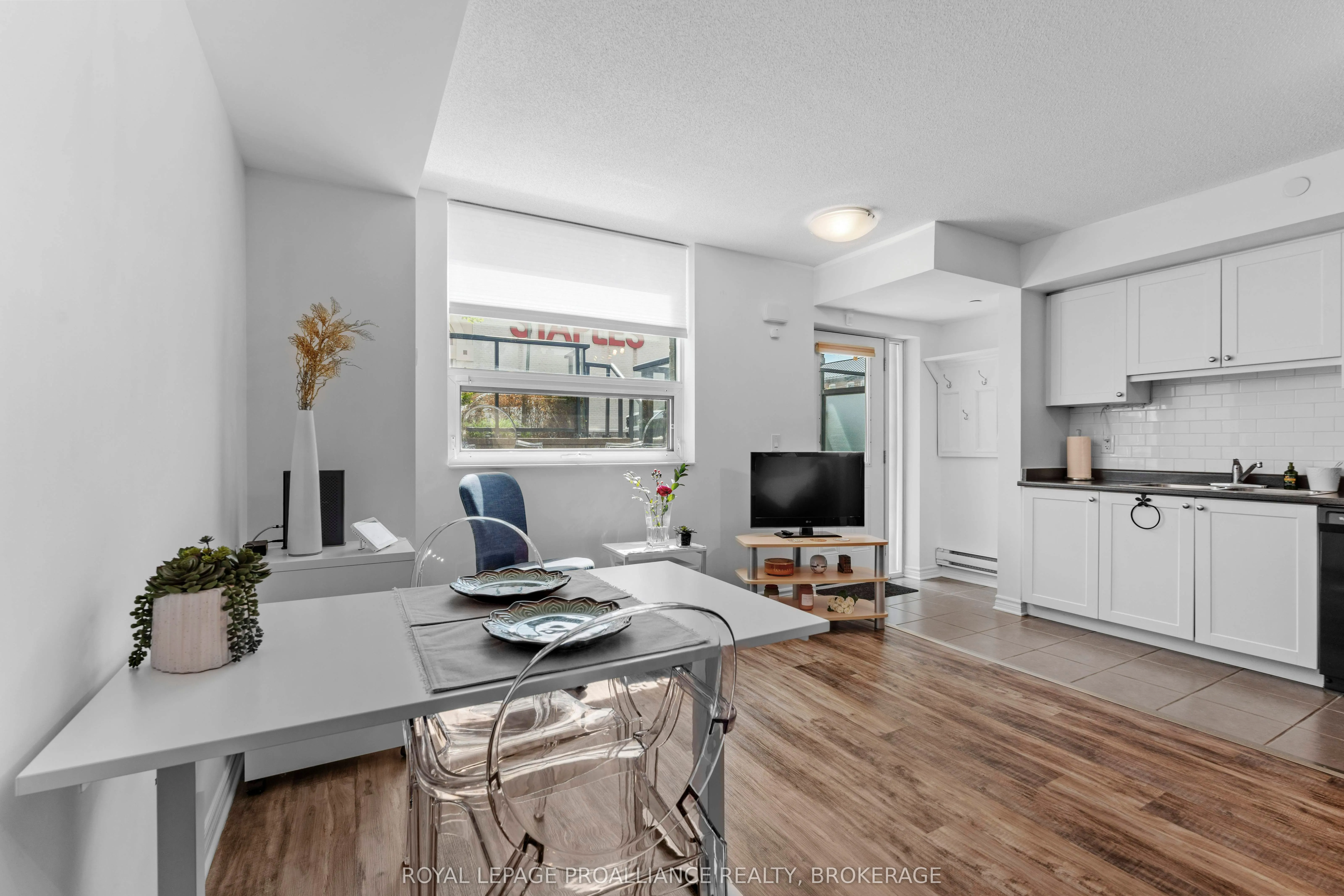 121 Queen Street, #4A