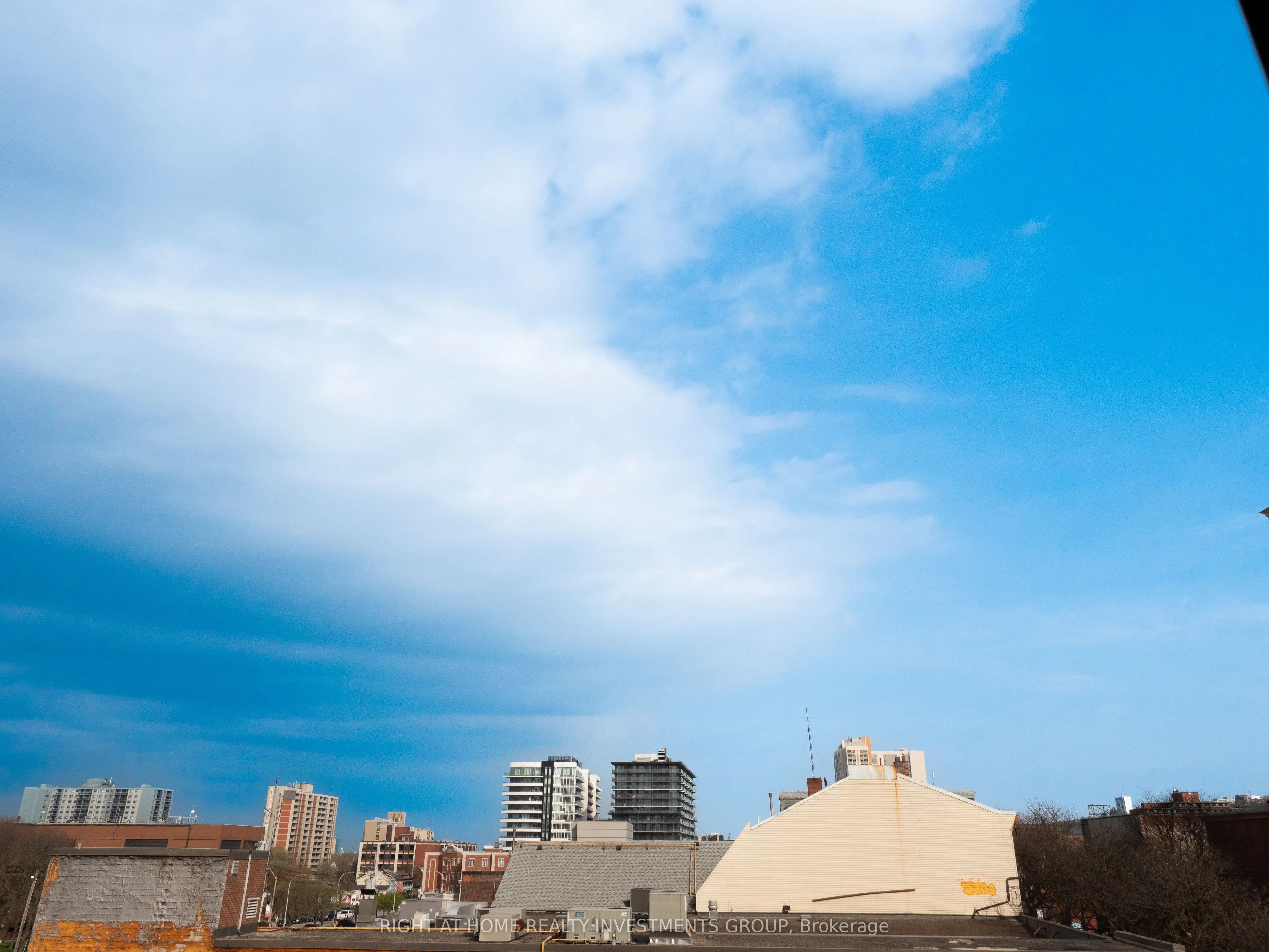 121 King Street E, #303
