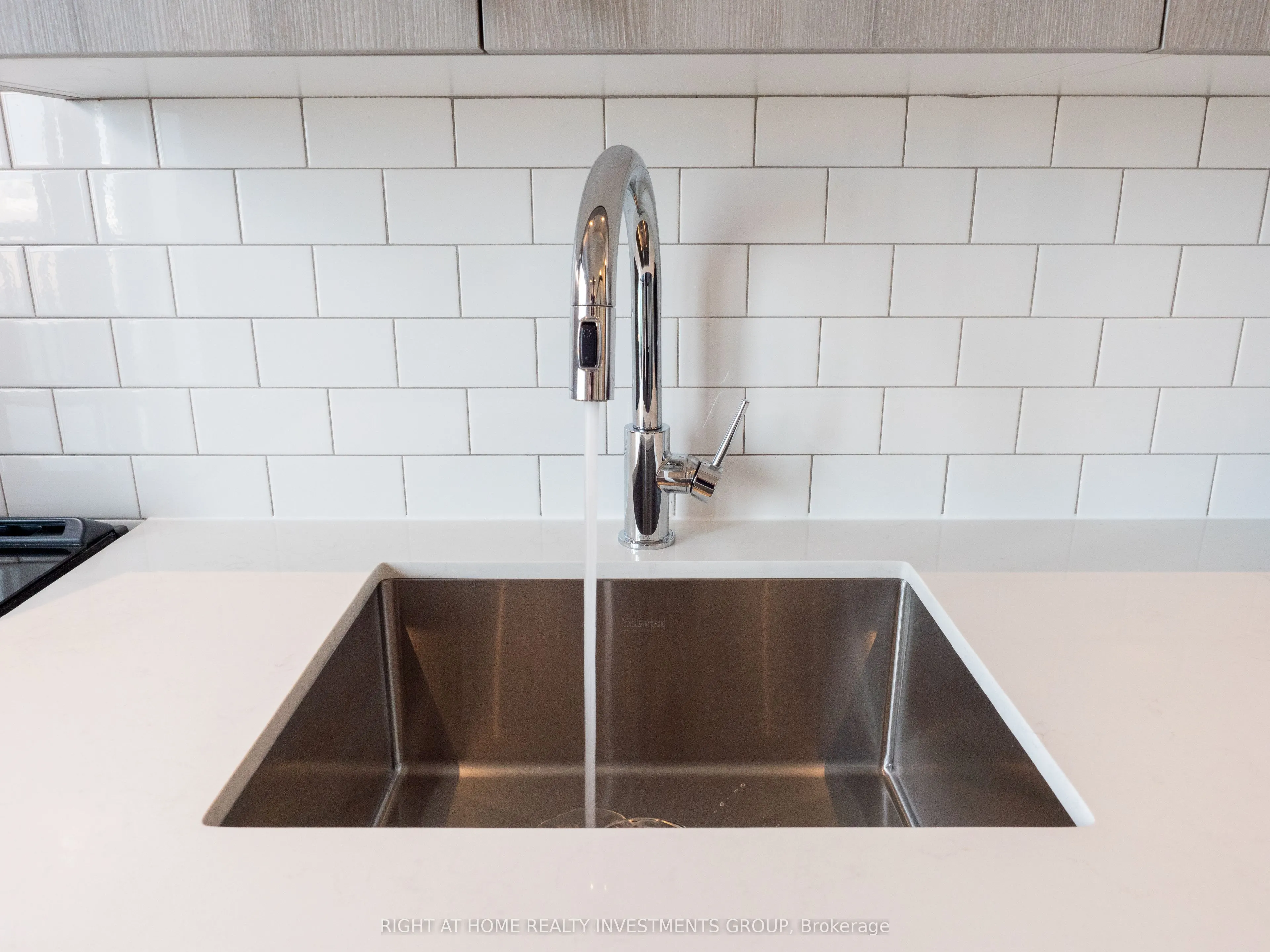 121 King Street E, #303