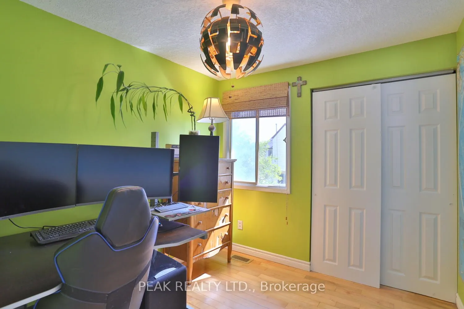 1085 Queens Boulevard, #6