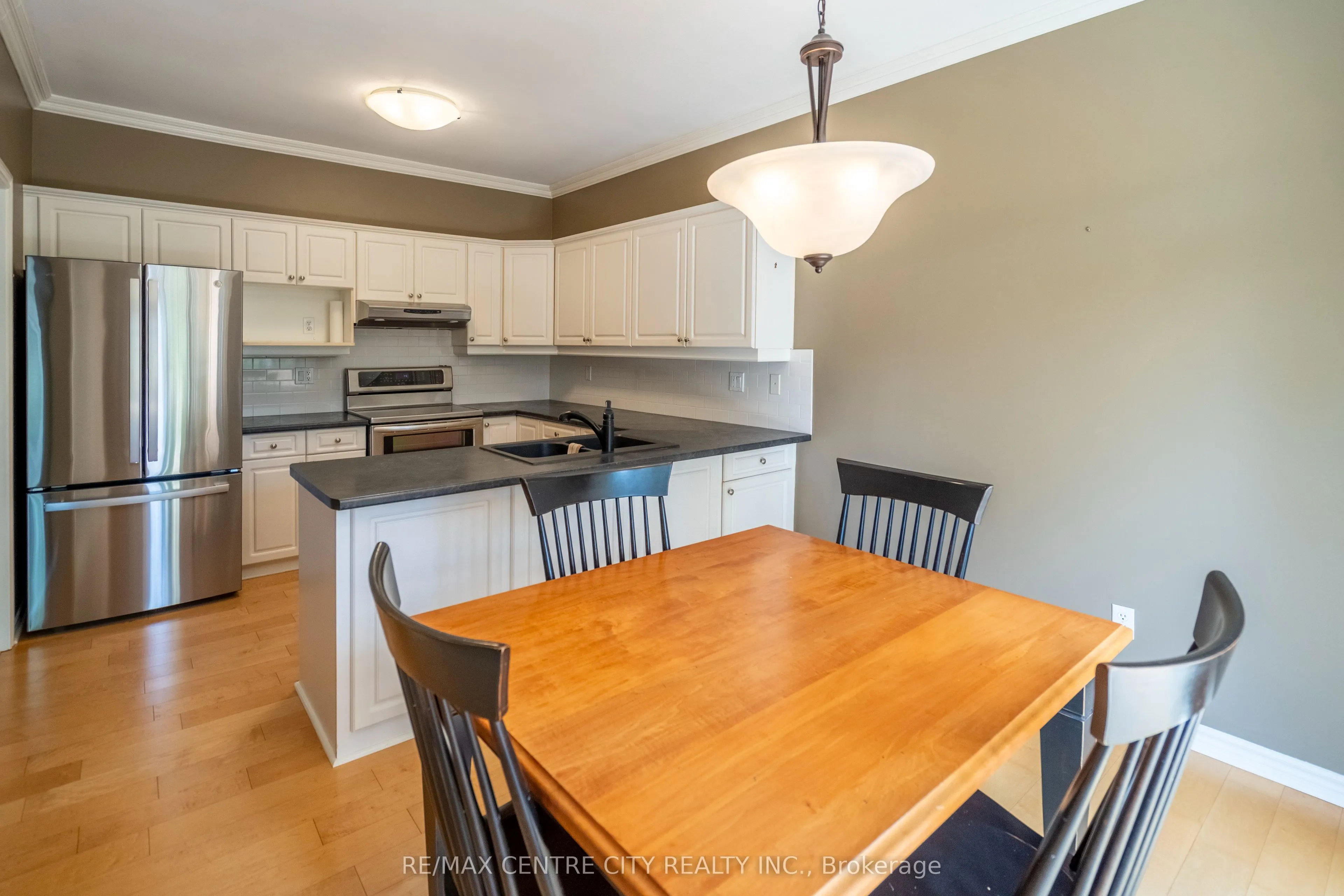 7 Cadeau Terrace, #35