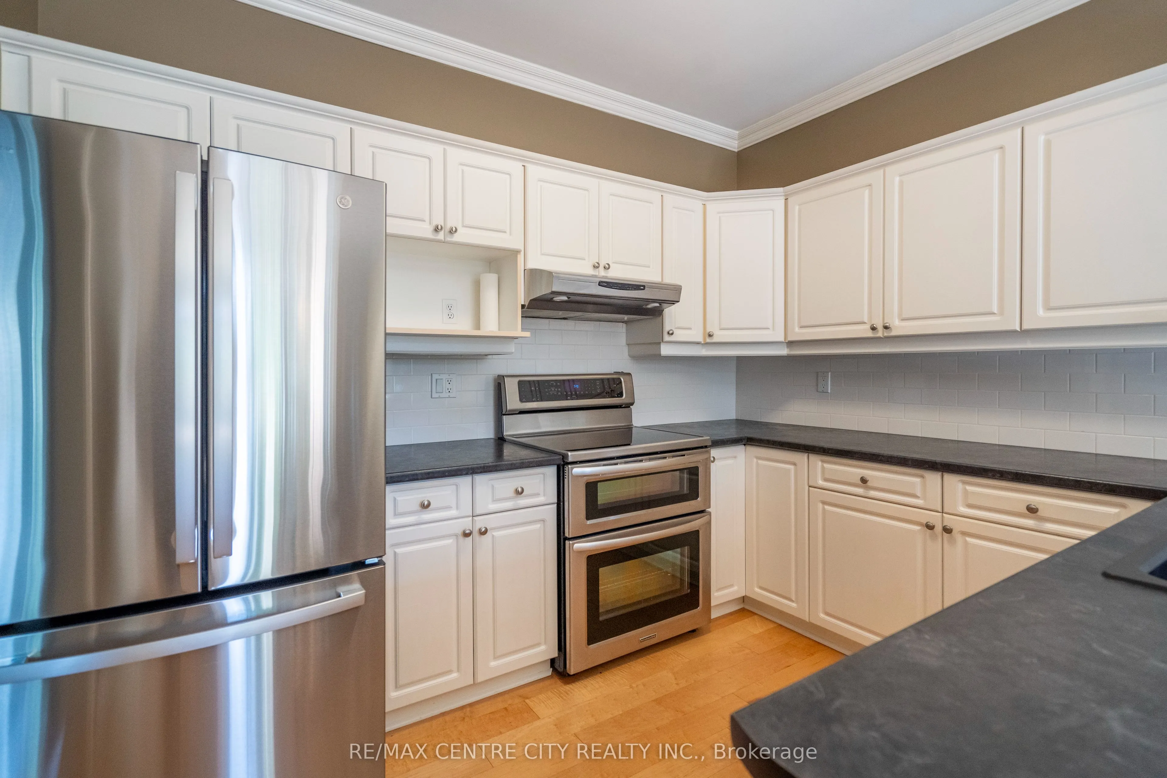7 Cadeau Terrace, #35