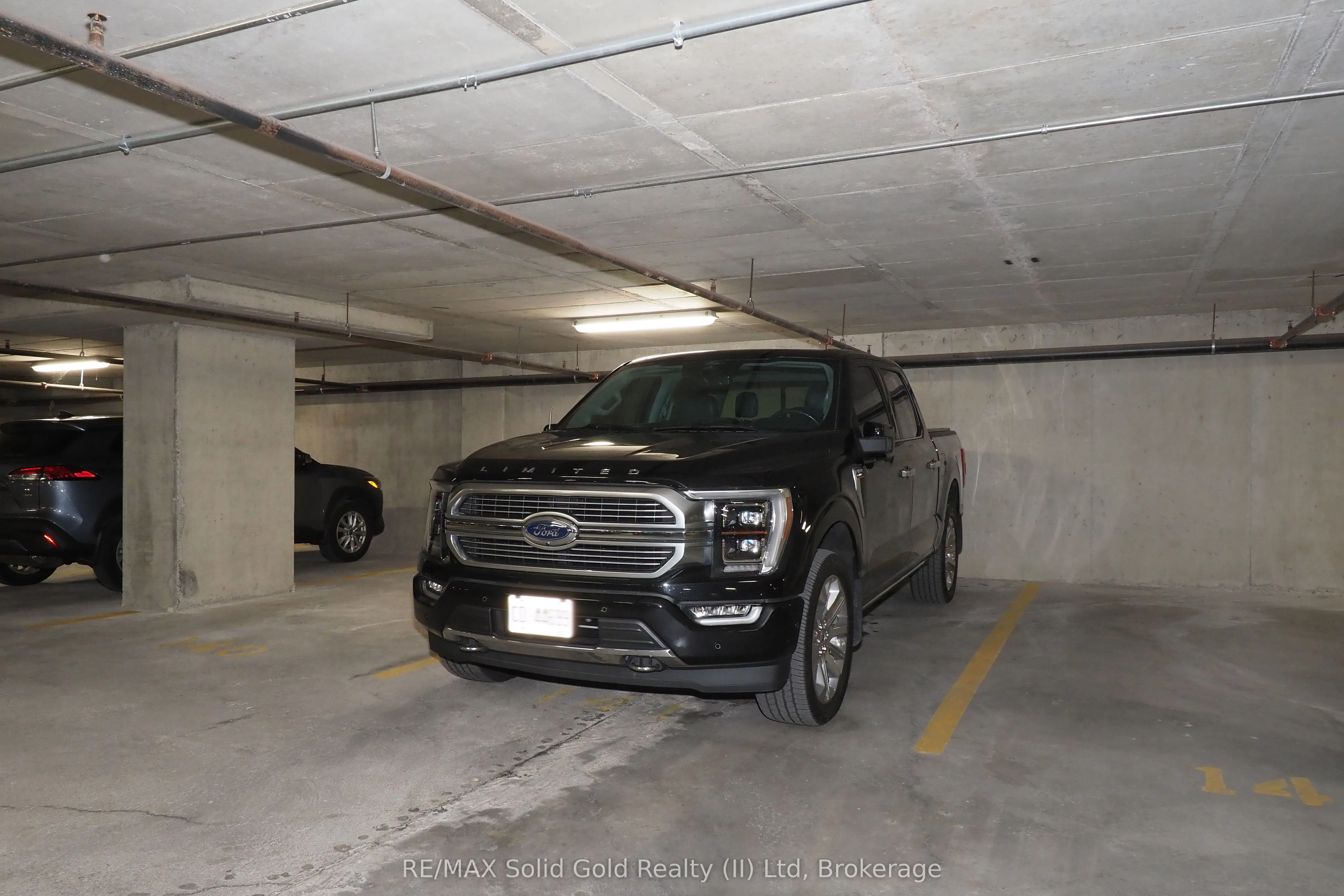 191 King Street S, #402