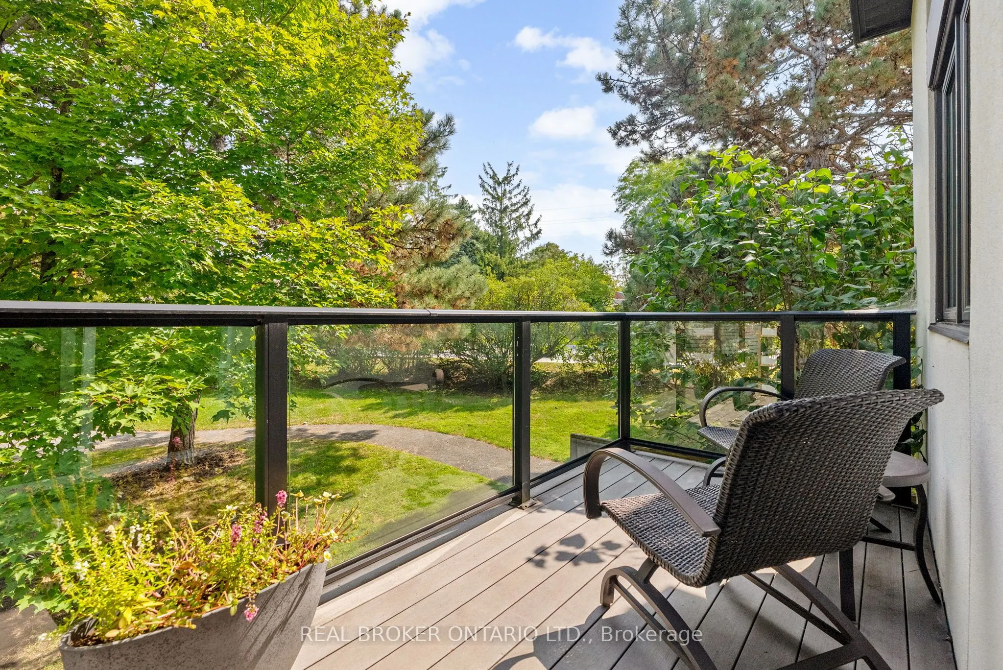 655 Richmond Road, #2