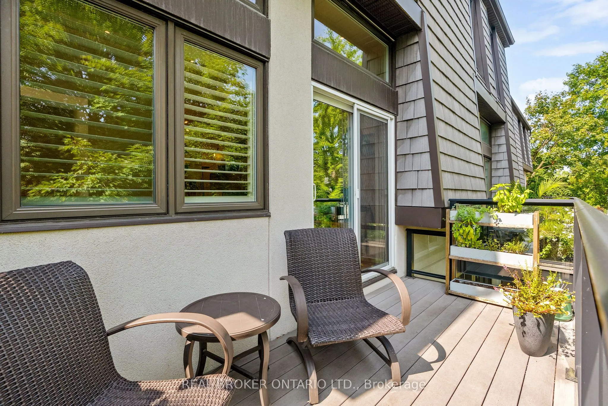 655 Richmond Road, #2
