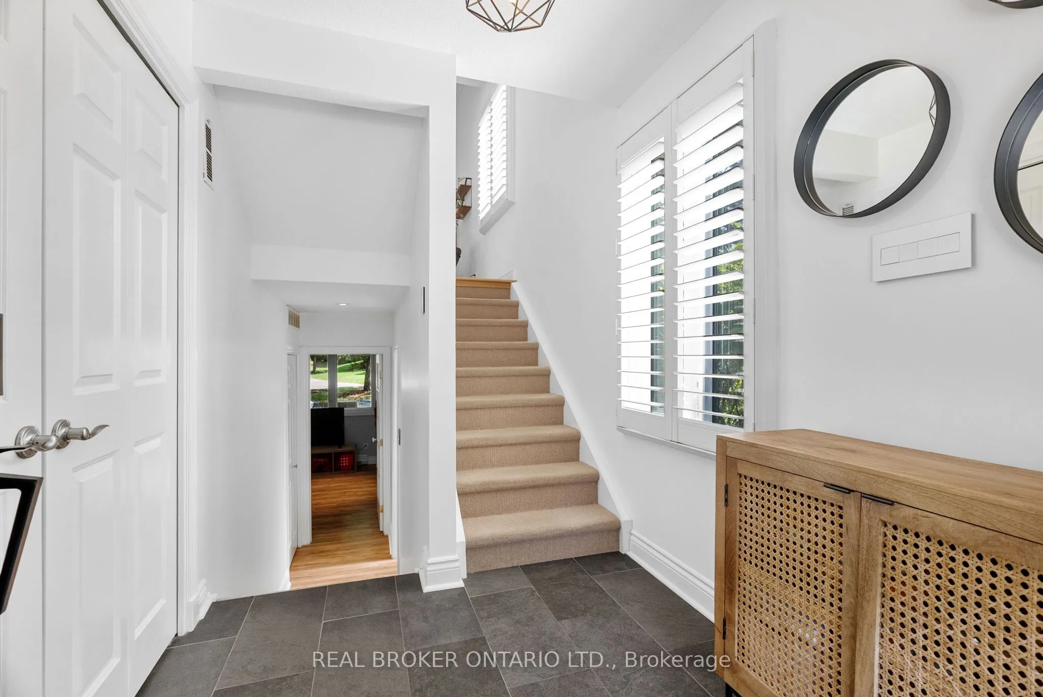 655 Richmond Road, #2