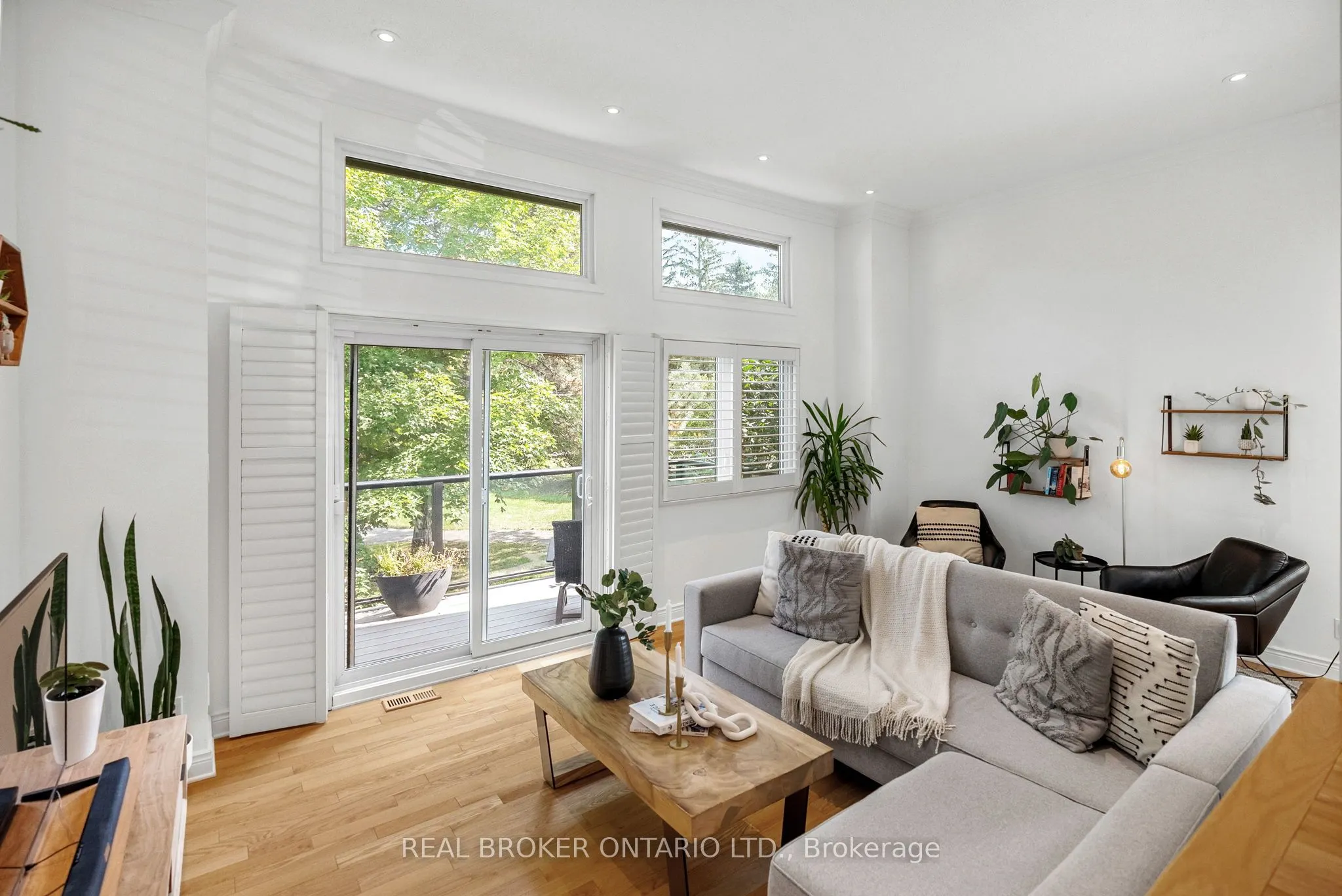 655 Richmond Road, #2