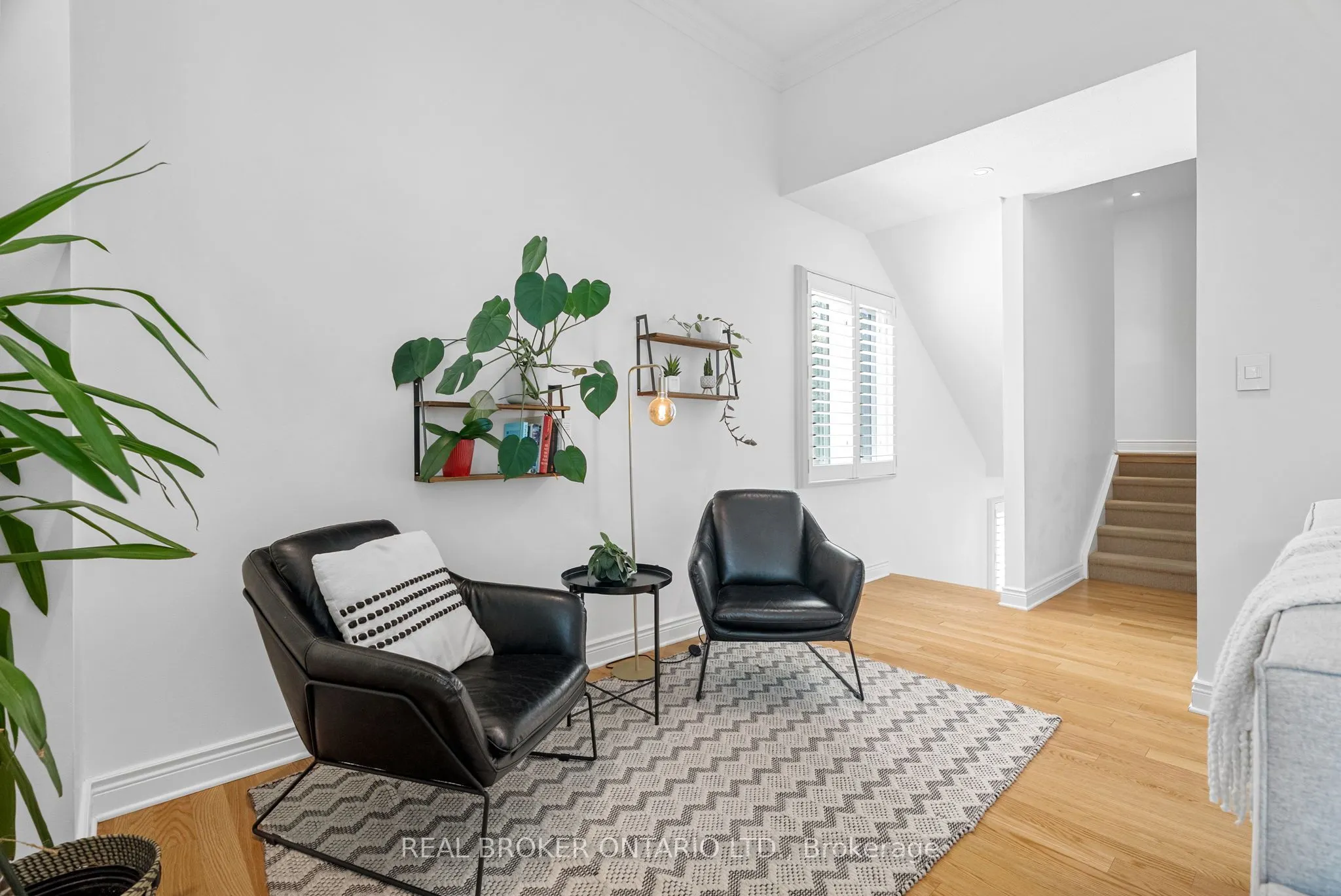 655 Richmond Road, #2