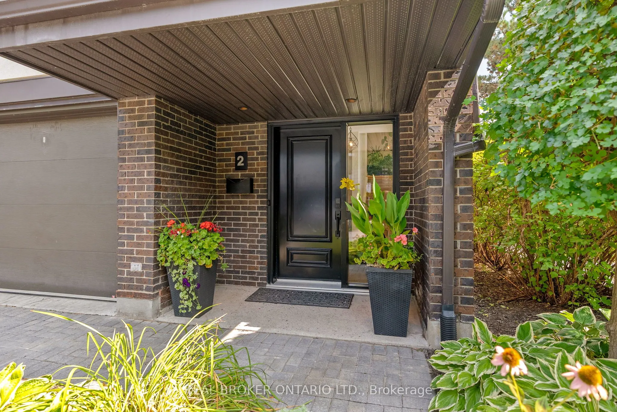 655 Richmond Road, #2