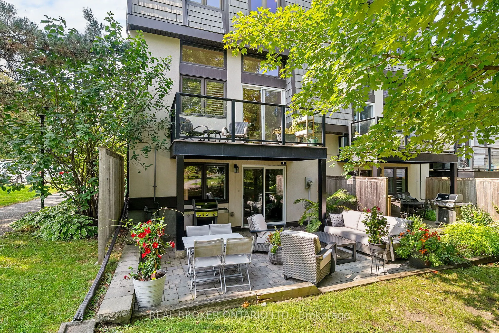 655 Richmond Road, #2
