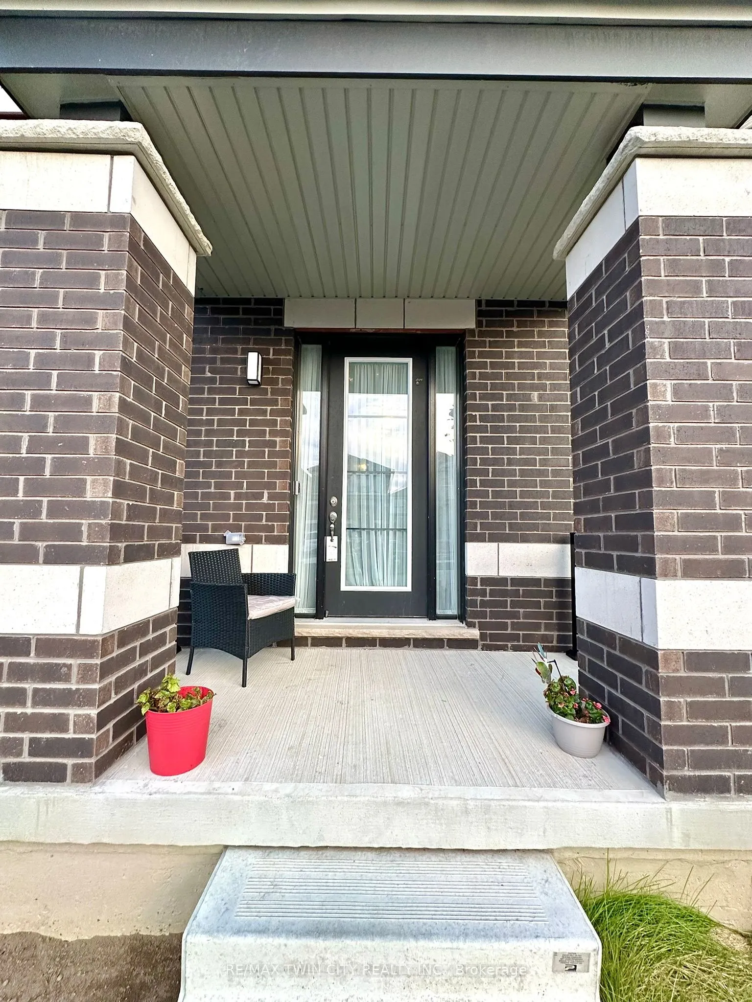 75 Blackburn Street