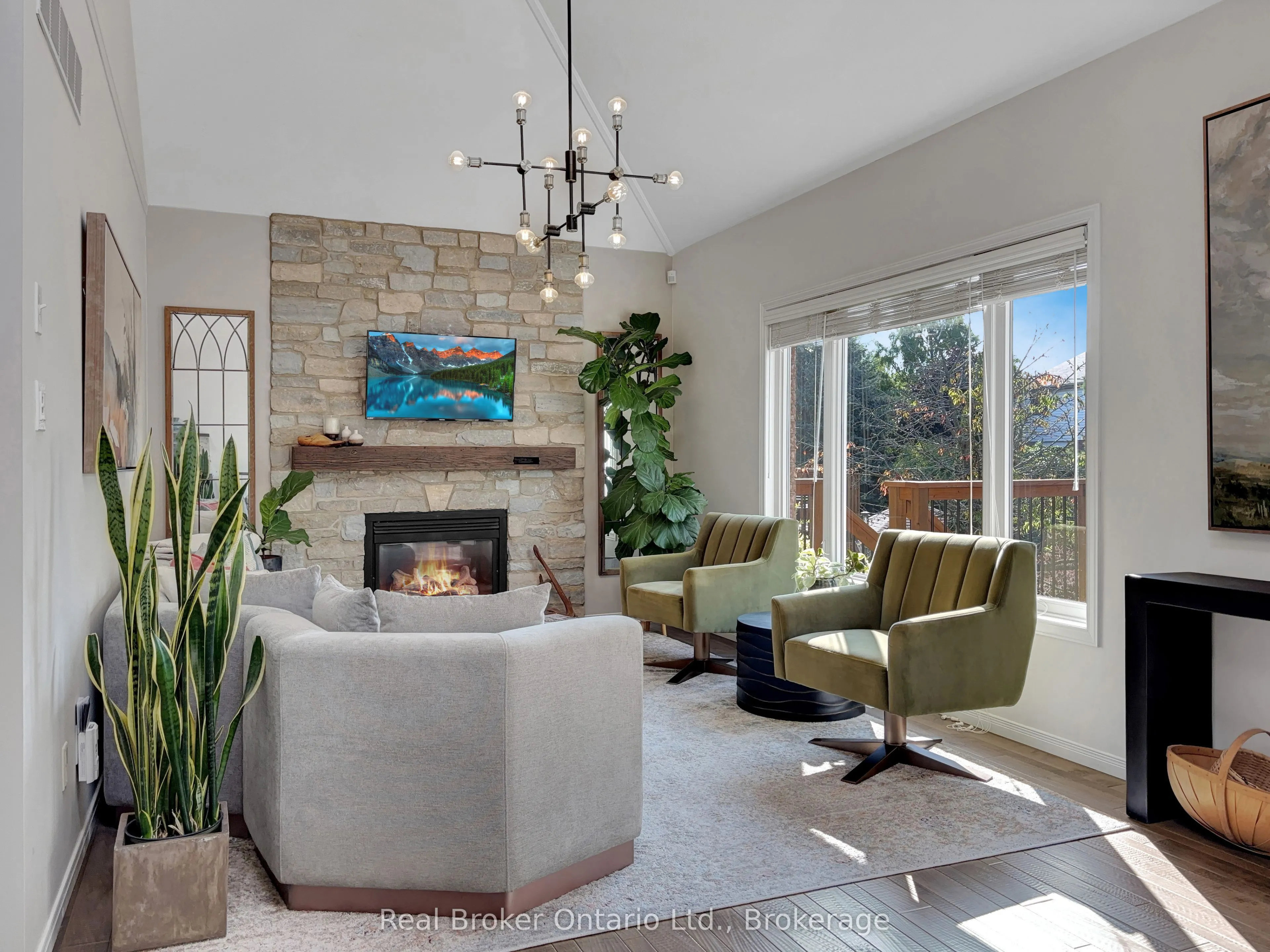 36 Pine Ridge Drive