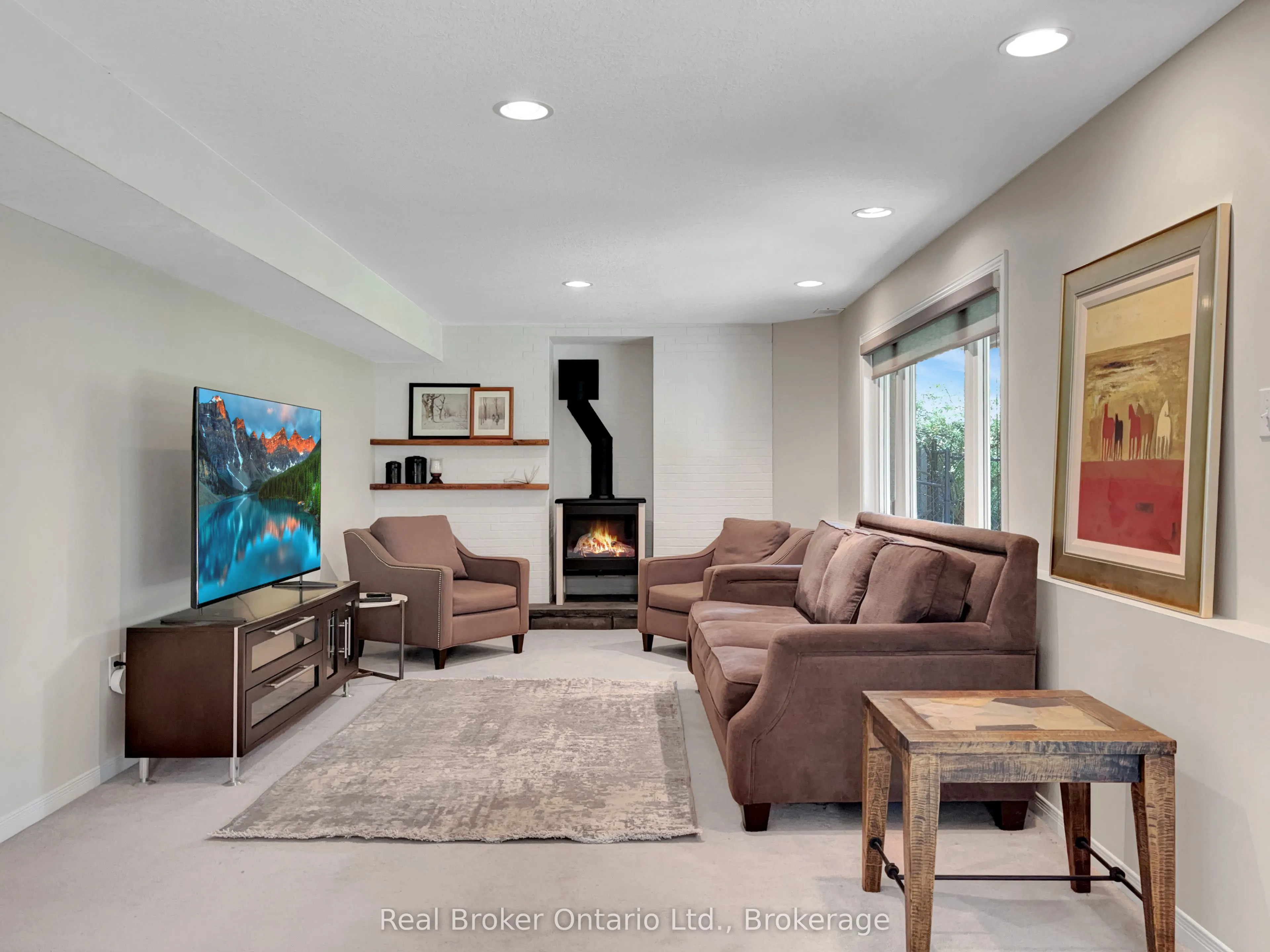 36 Pine Ridge Drive