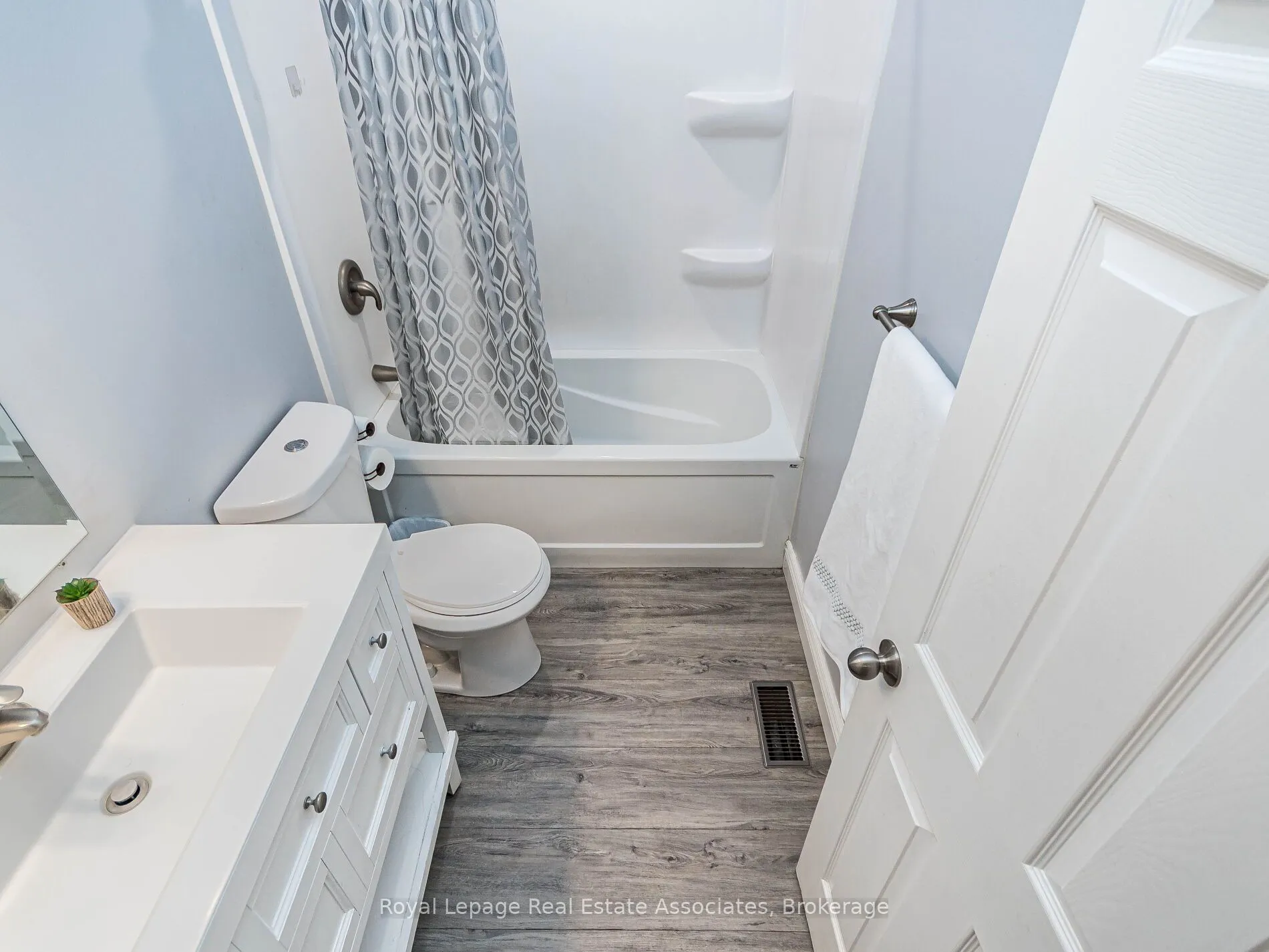 310 Christopher Drive, #8