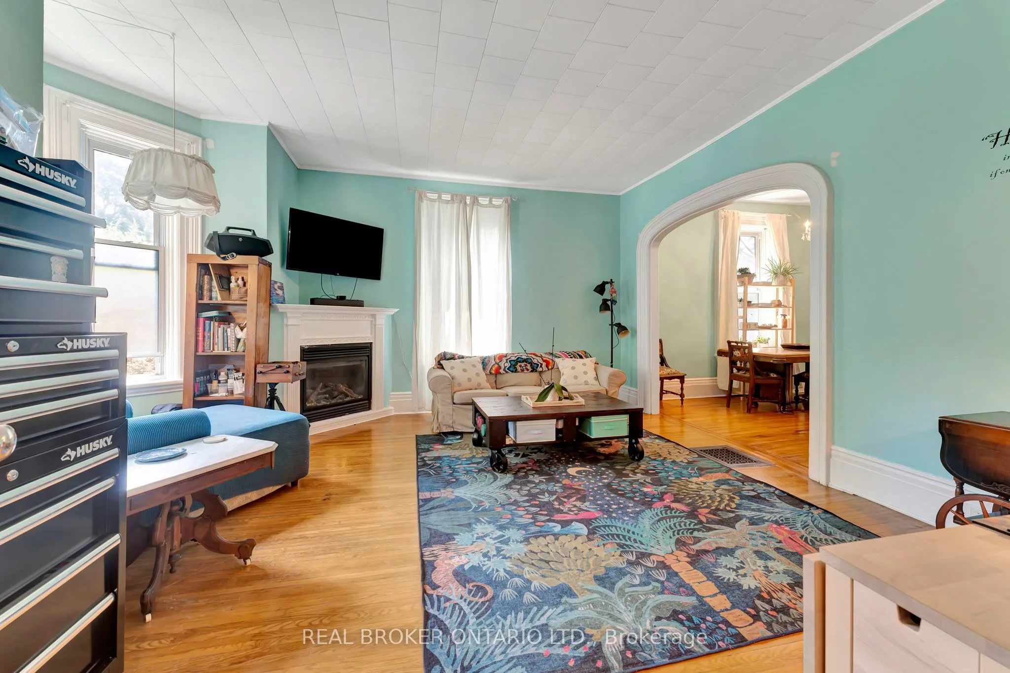 16 Stover Street S