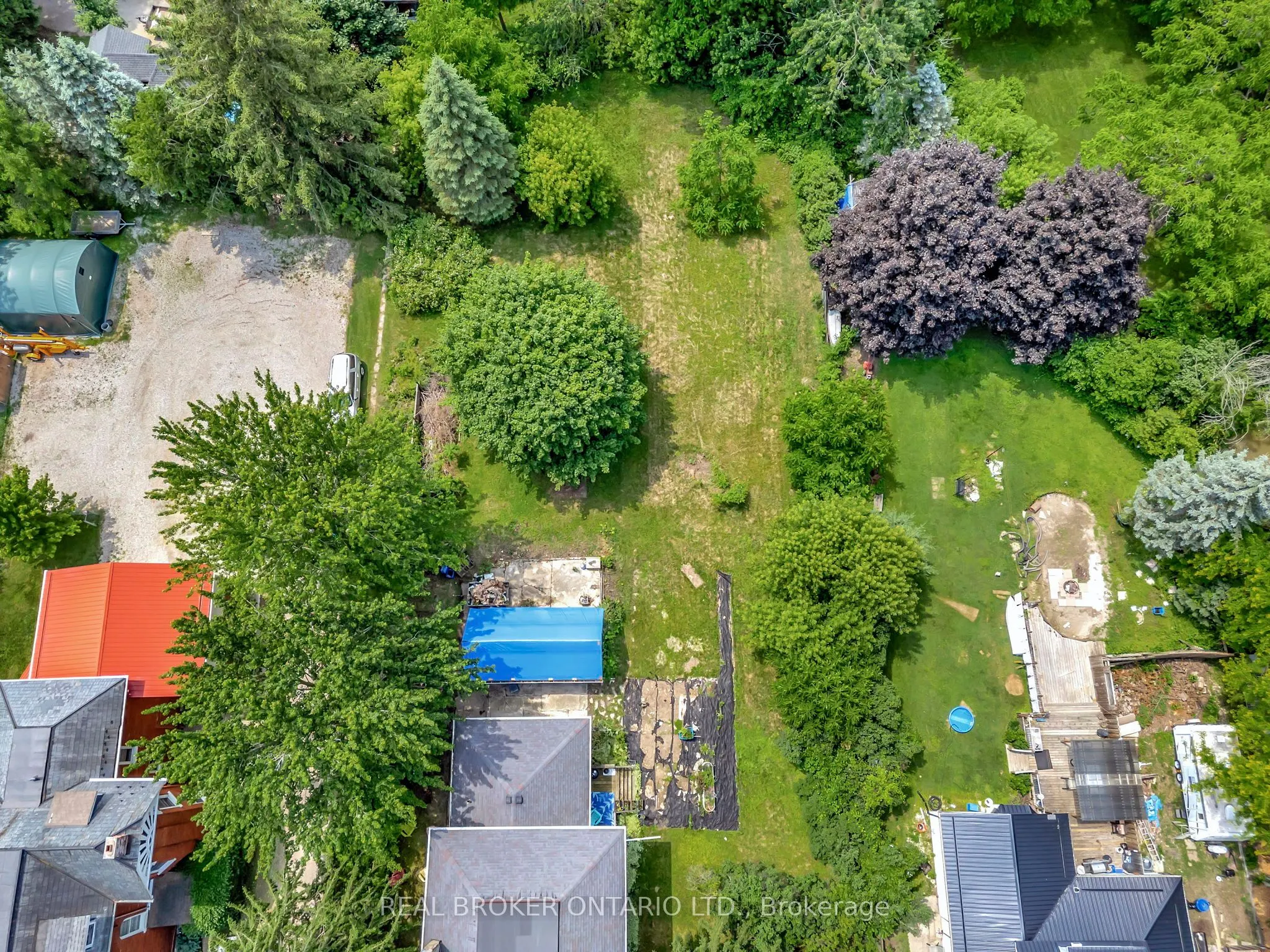 16 Stover Street S