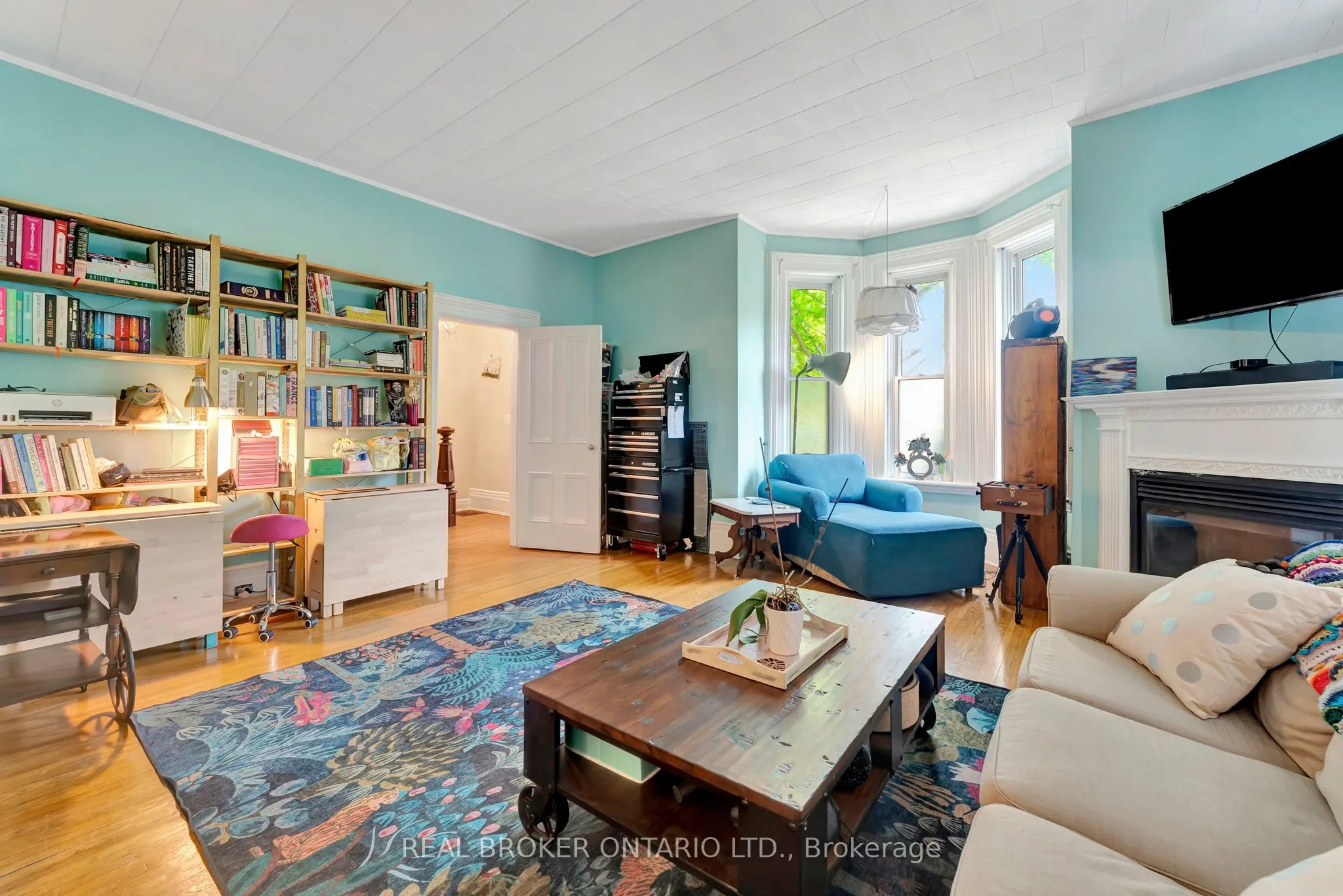 16 Stover Street S