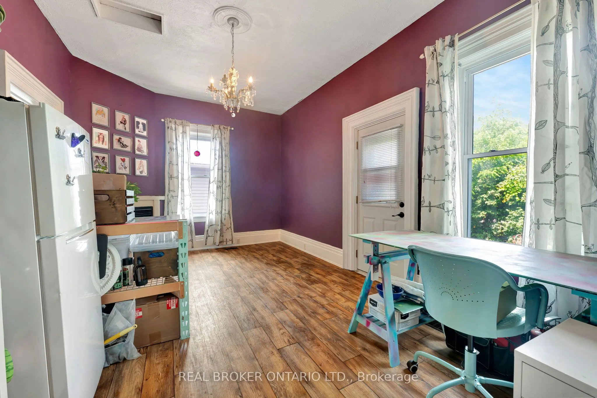 16 Stover Street S