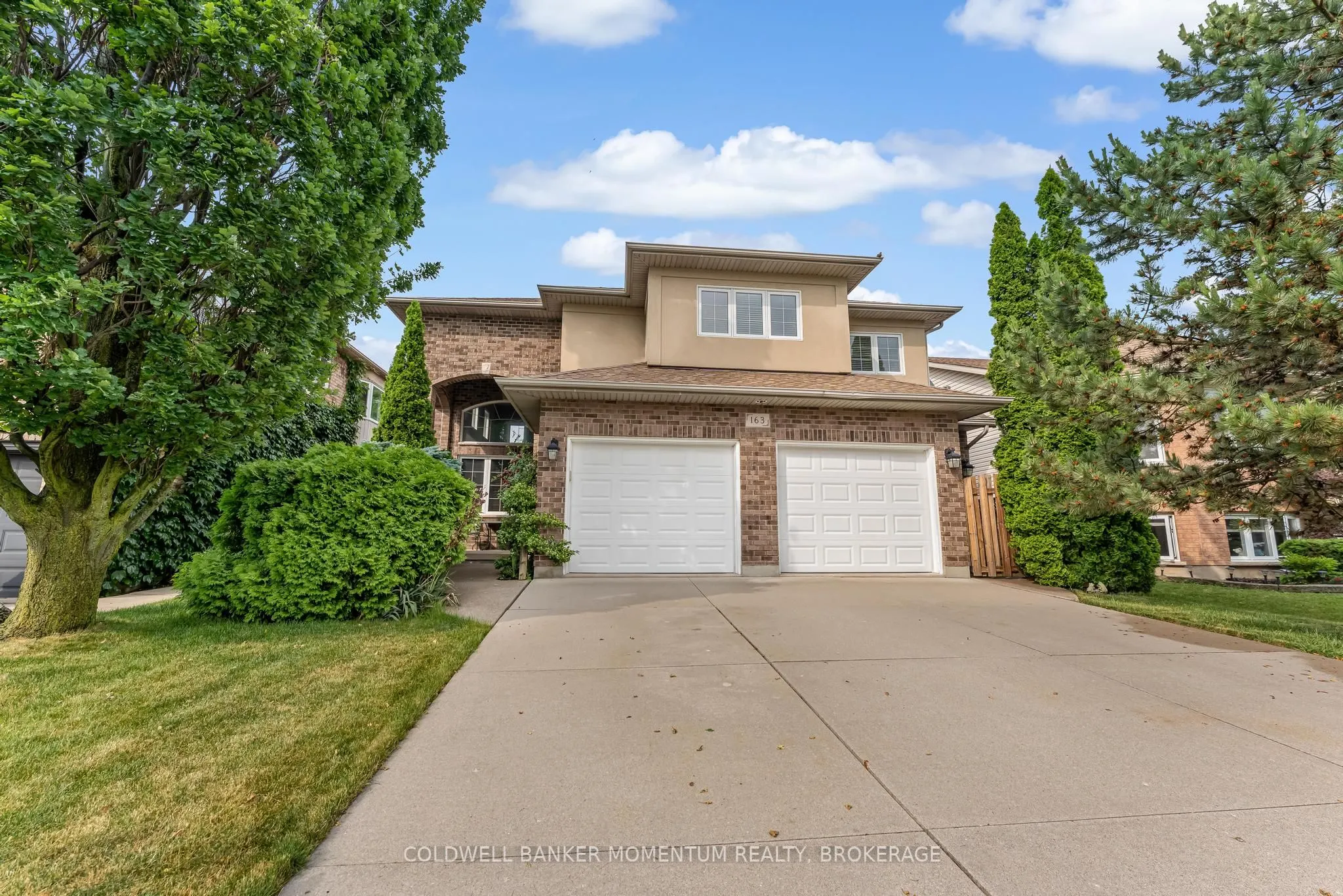 163 Crysler Crescent