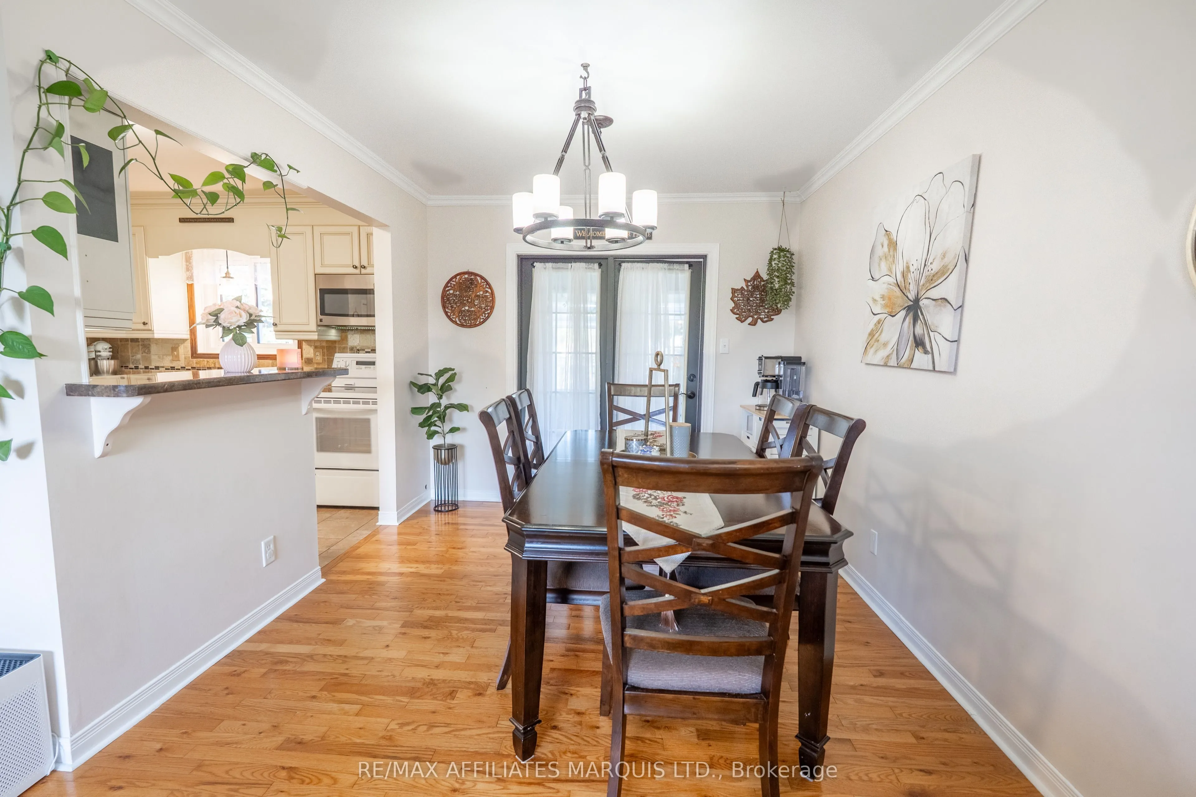 1619 First Street E