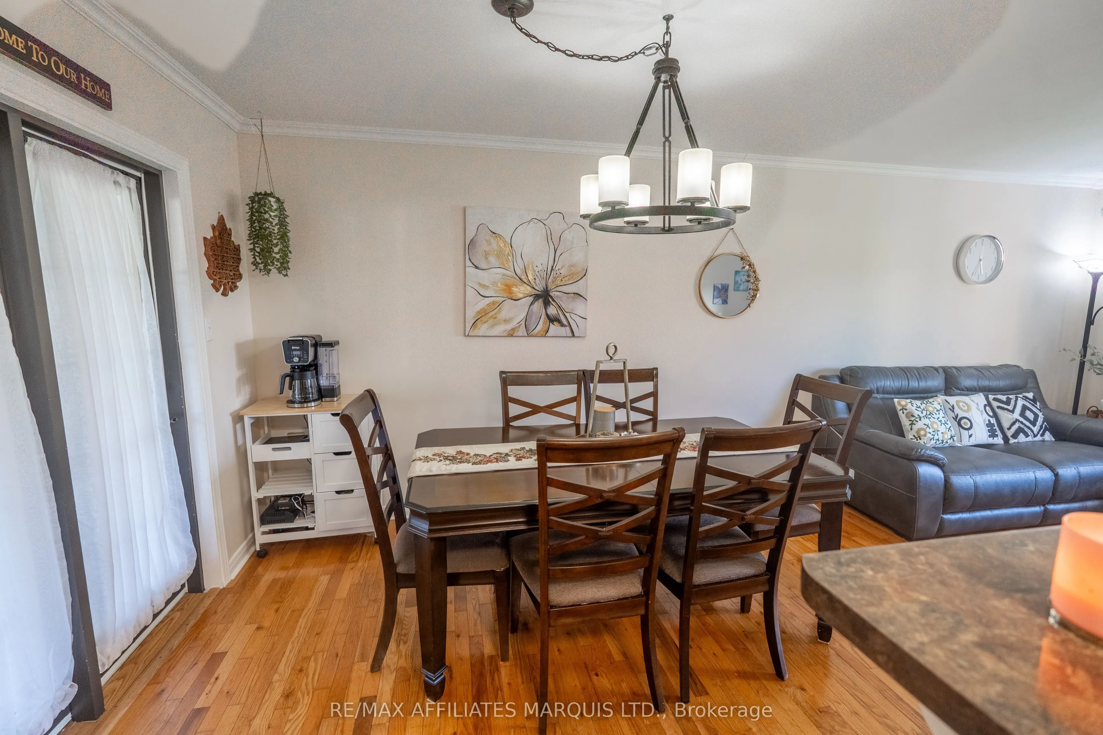 1619 First Street E