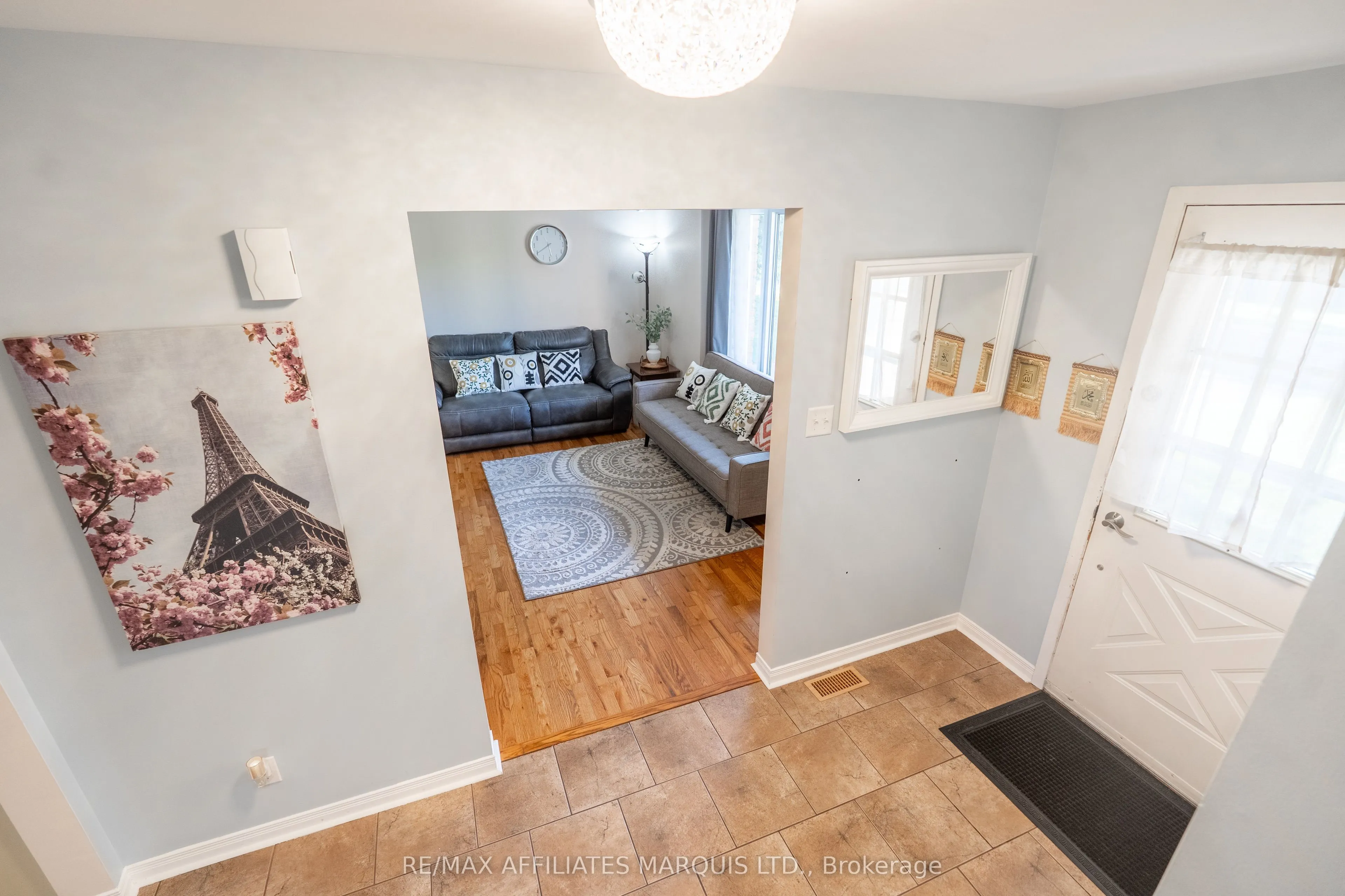 1619 First Street E