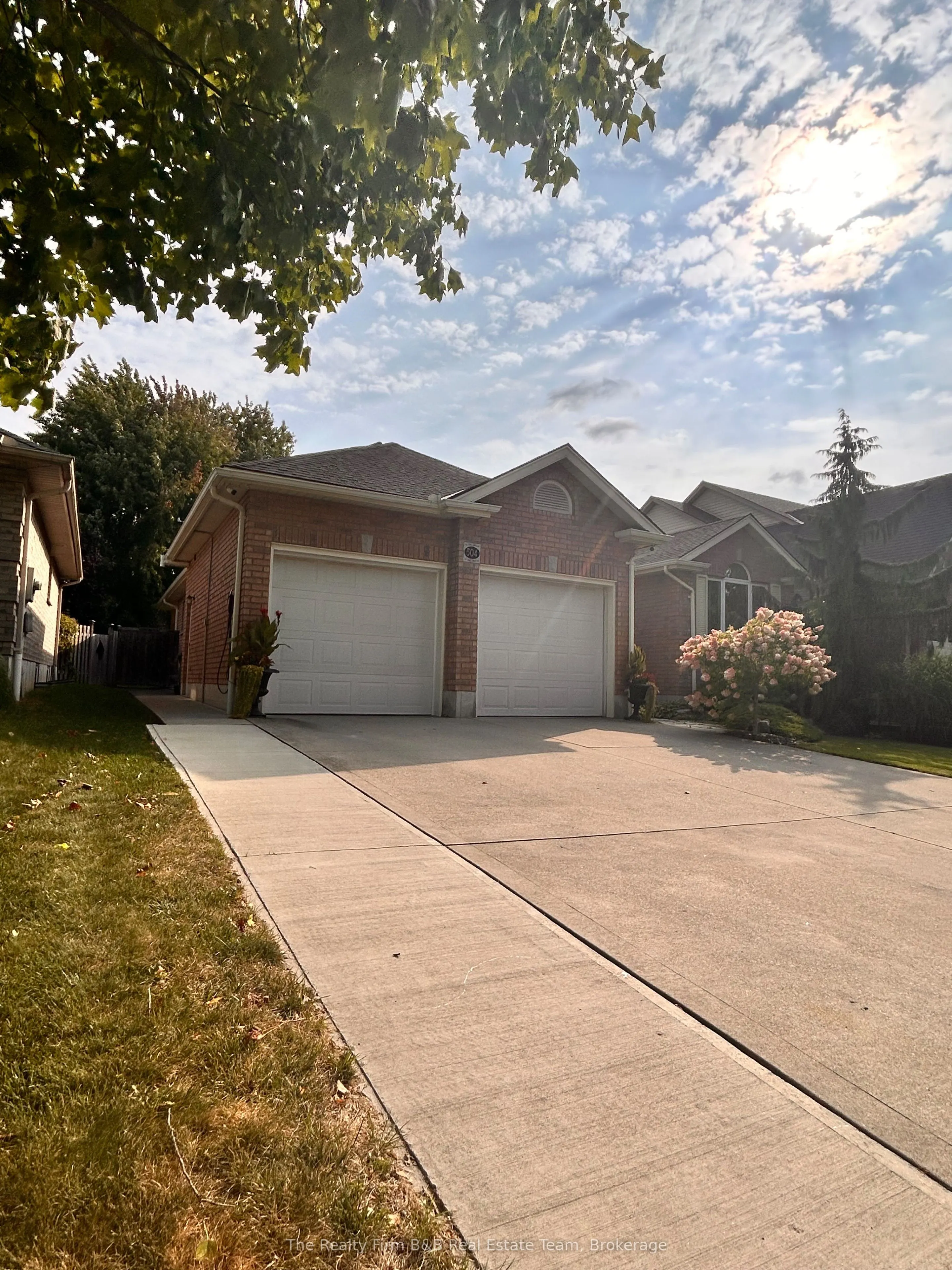 504 Crestwood Court