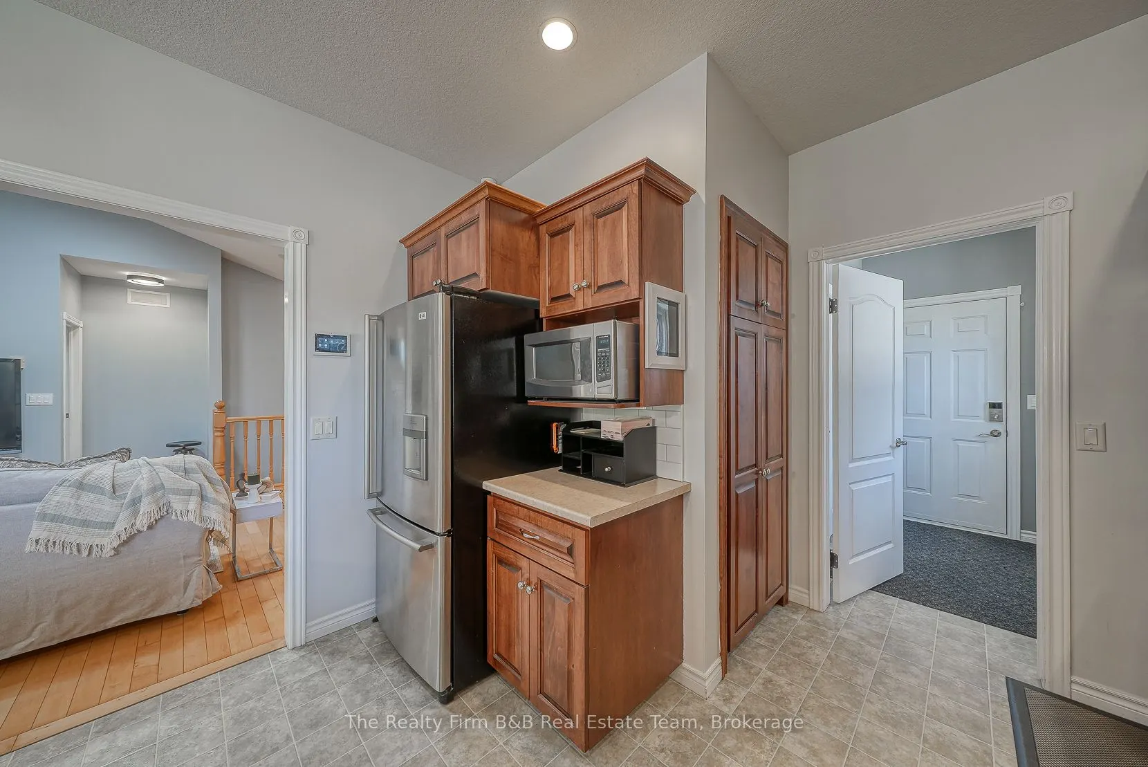 504 Crestwood Court