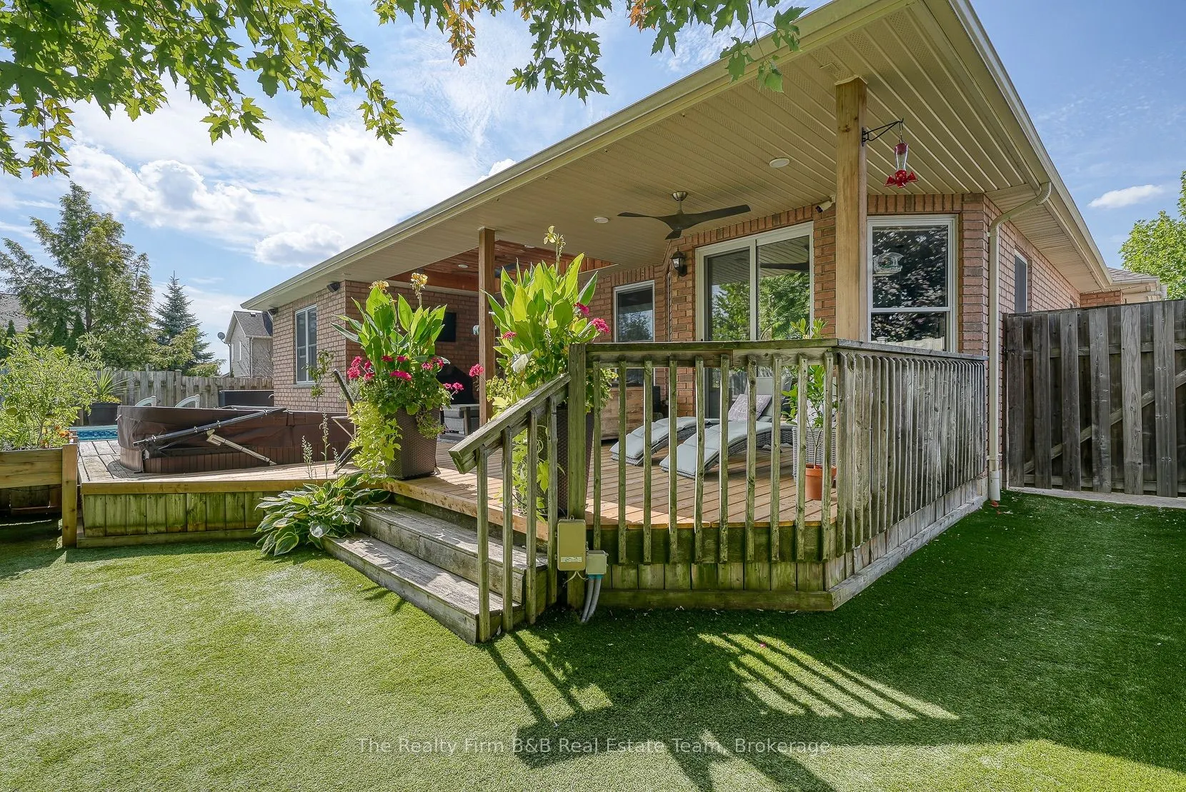 504 Crestwood Court