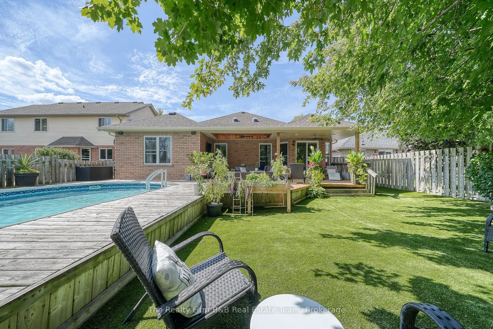 504 Crestwood Court