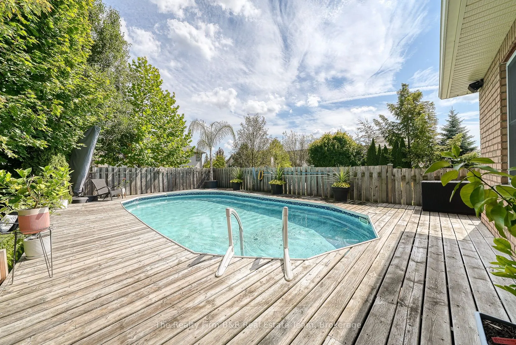 504 Crestwood Court