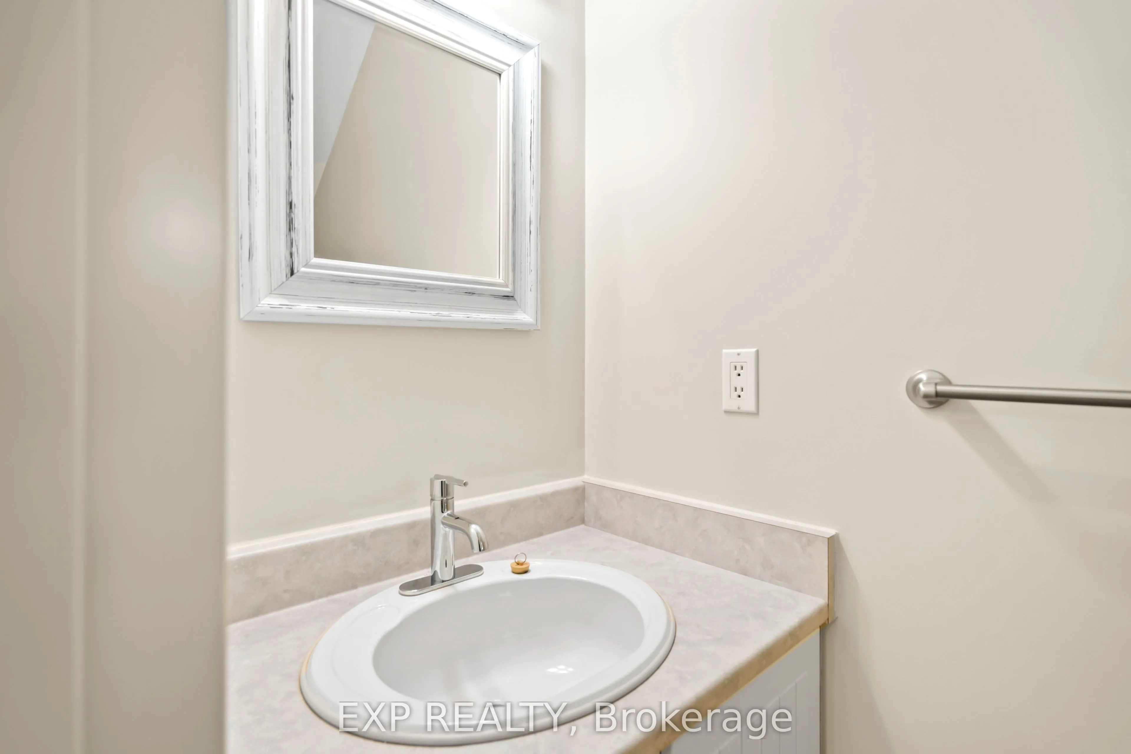 134 Hibernia Street, #1