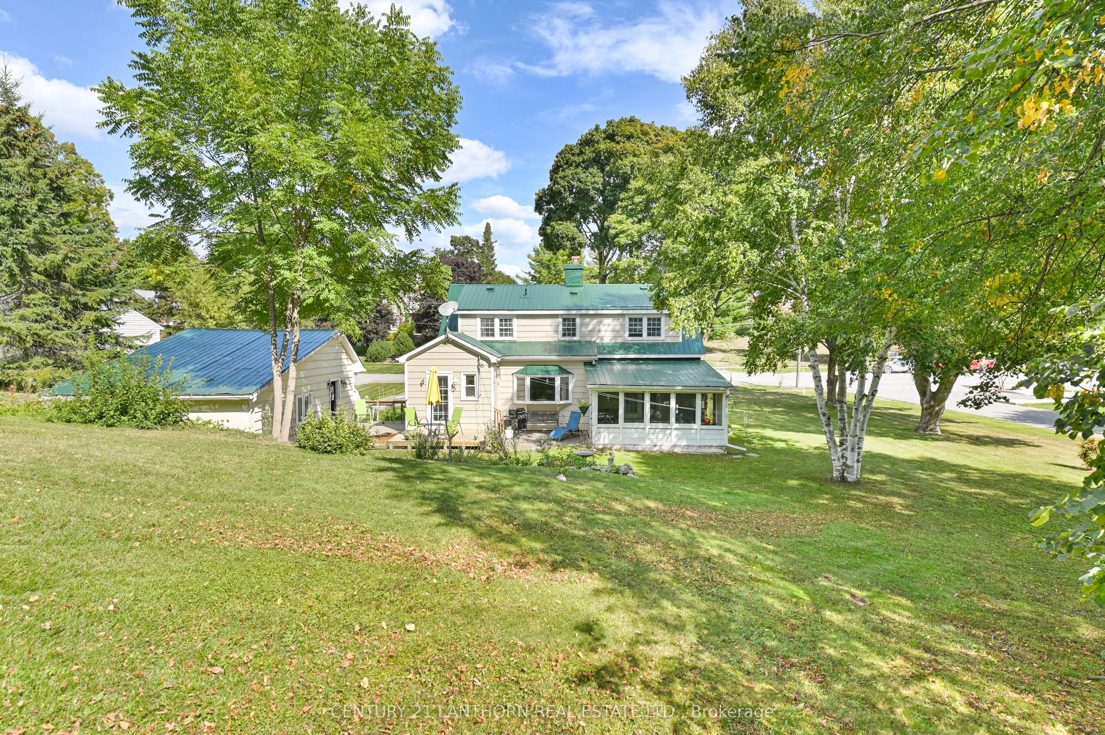 32 Davidson Street