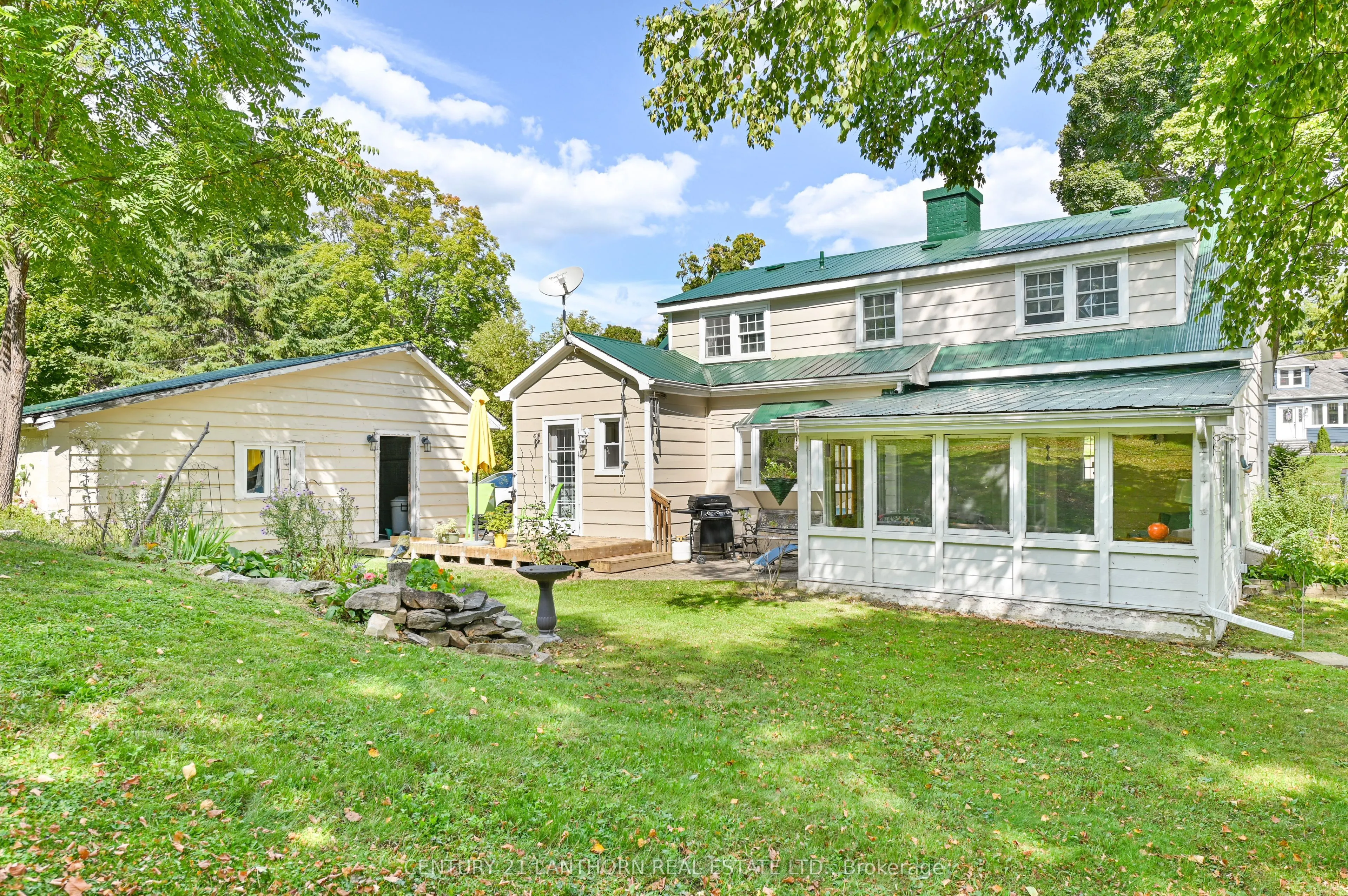 32 Davidson Street