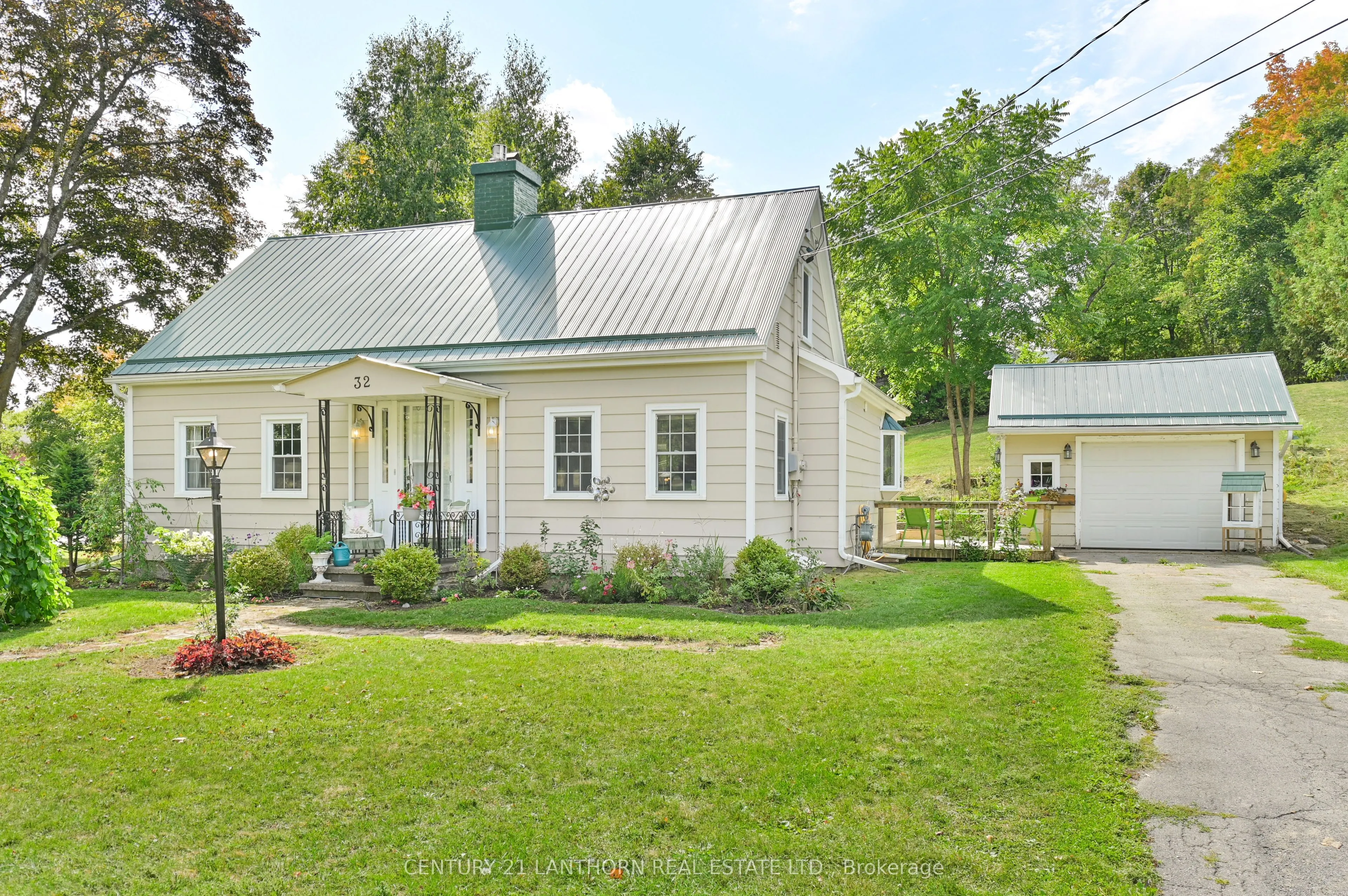 32 Davidson Street