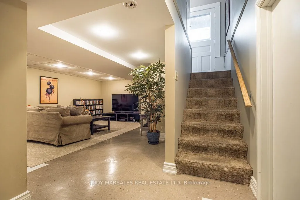 125 Delaware Avenue