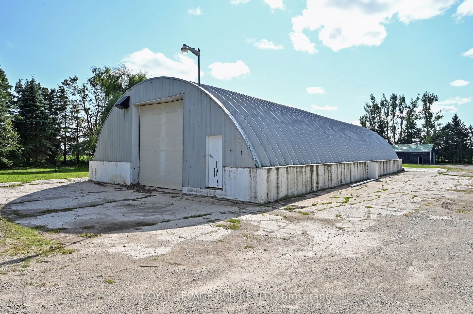 518156 124 Highway N