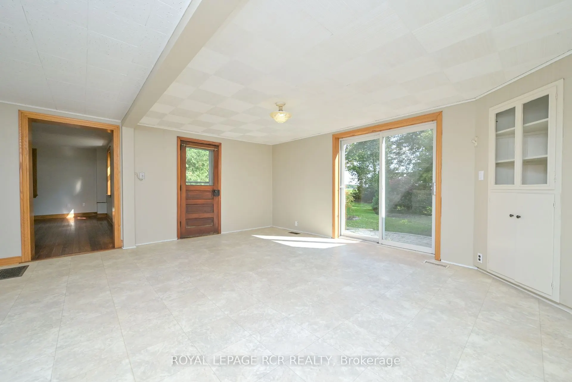 518156 124 Highway N
