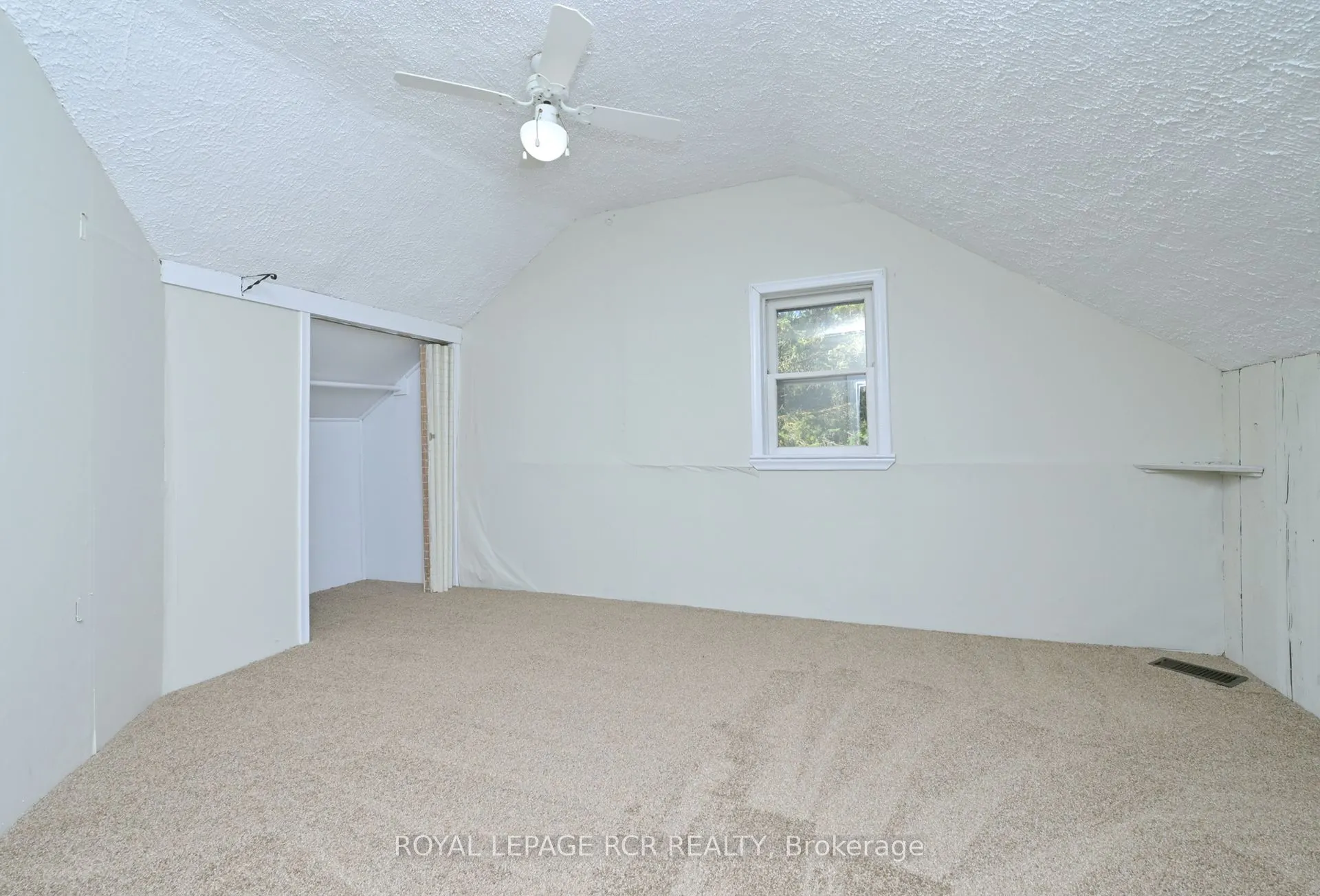 518156 124 Highway N