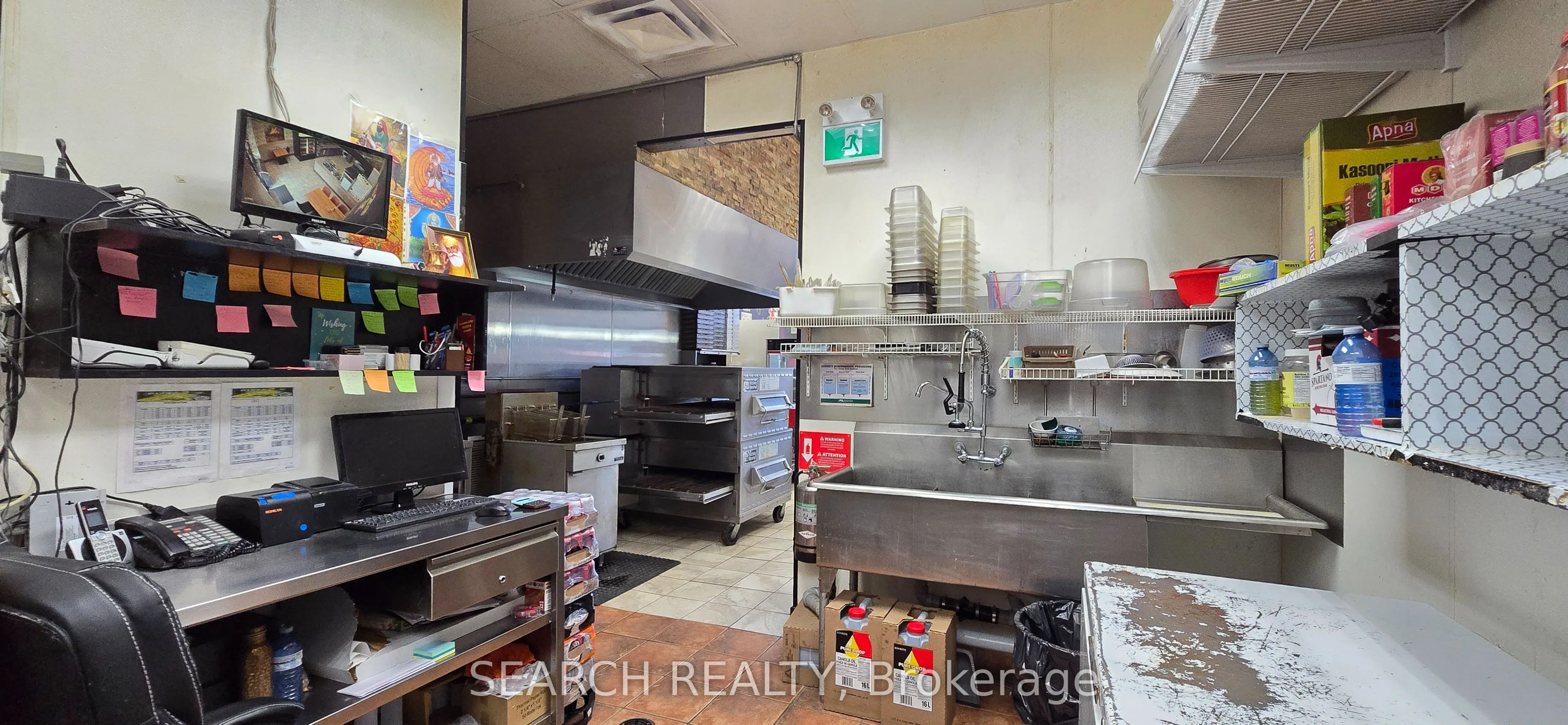 1920 Dundas Street E, #101B
