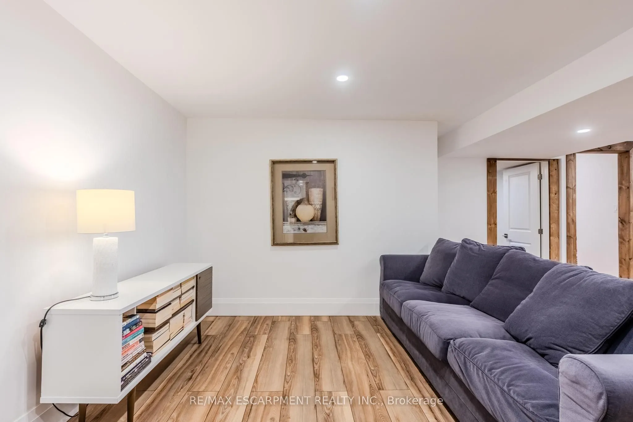 23 West Hampton Road