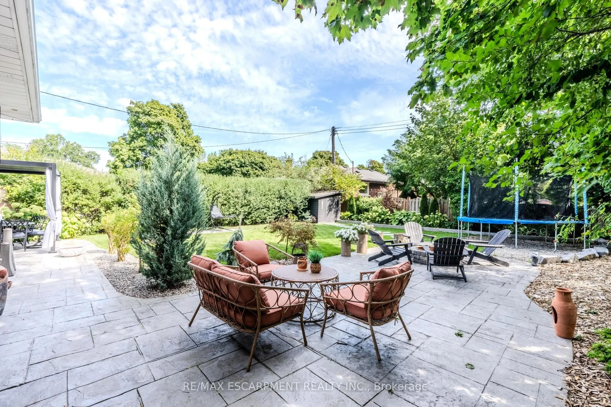 23 West Hampton Road