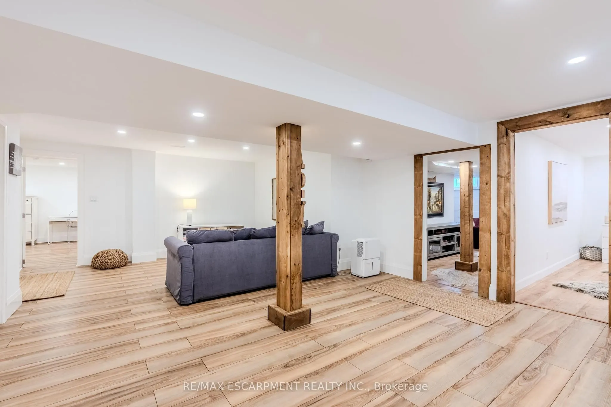 23 West Hampton Road