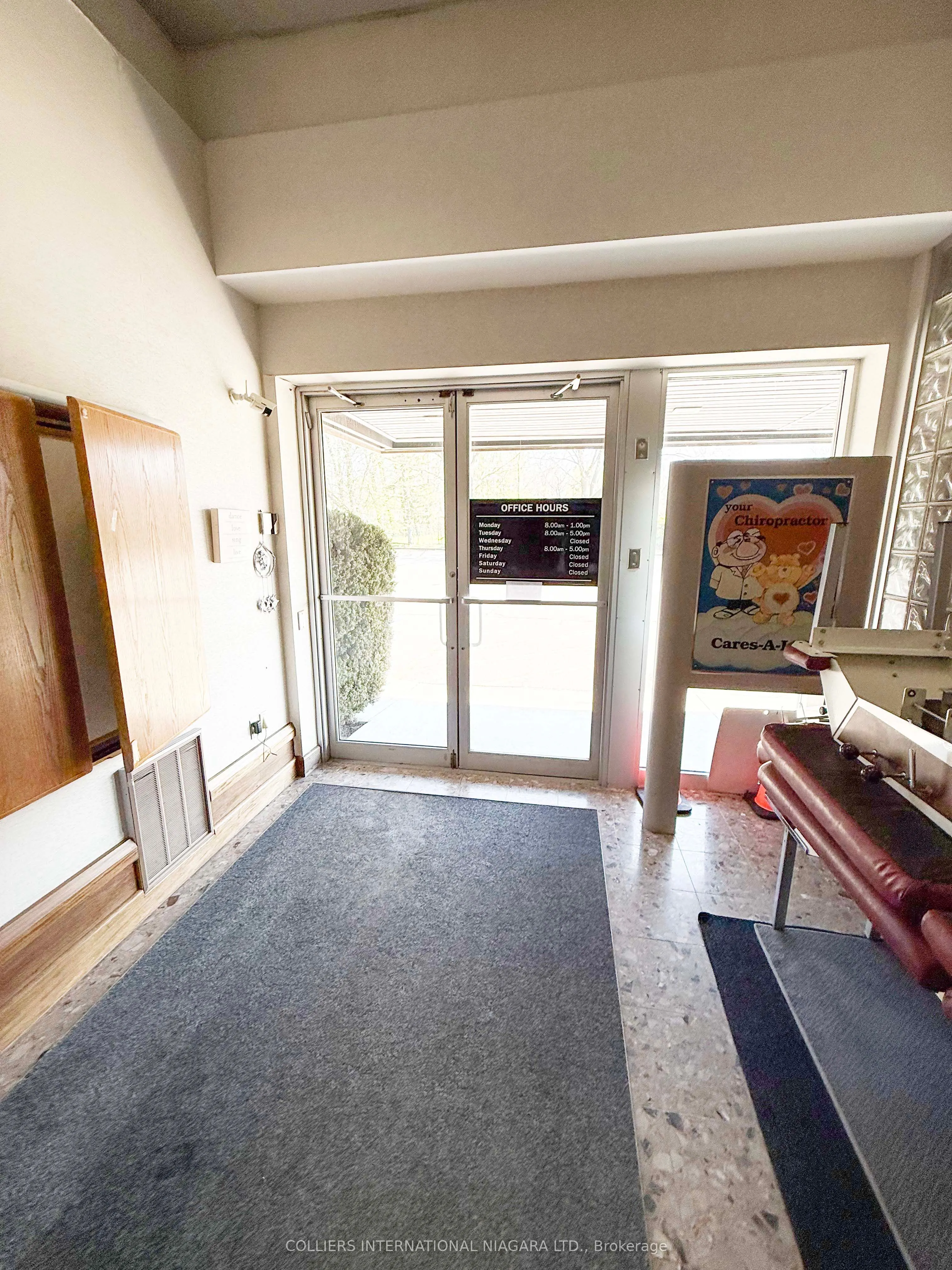 320 Vine Street