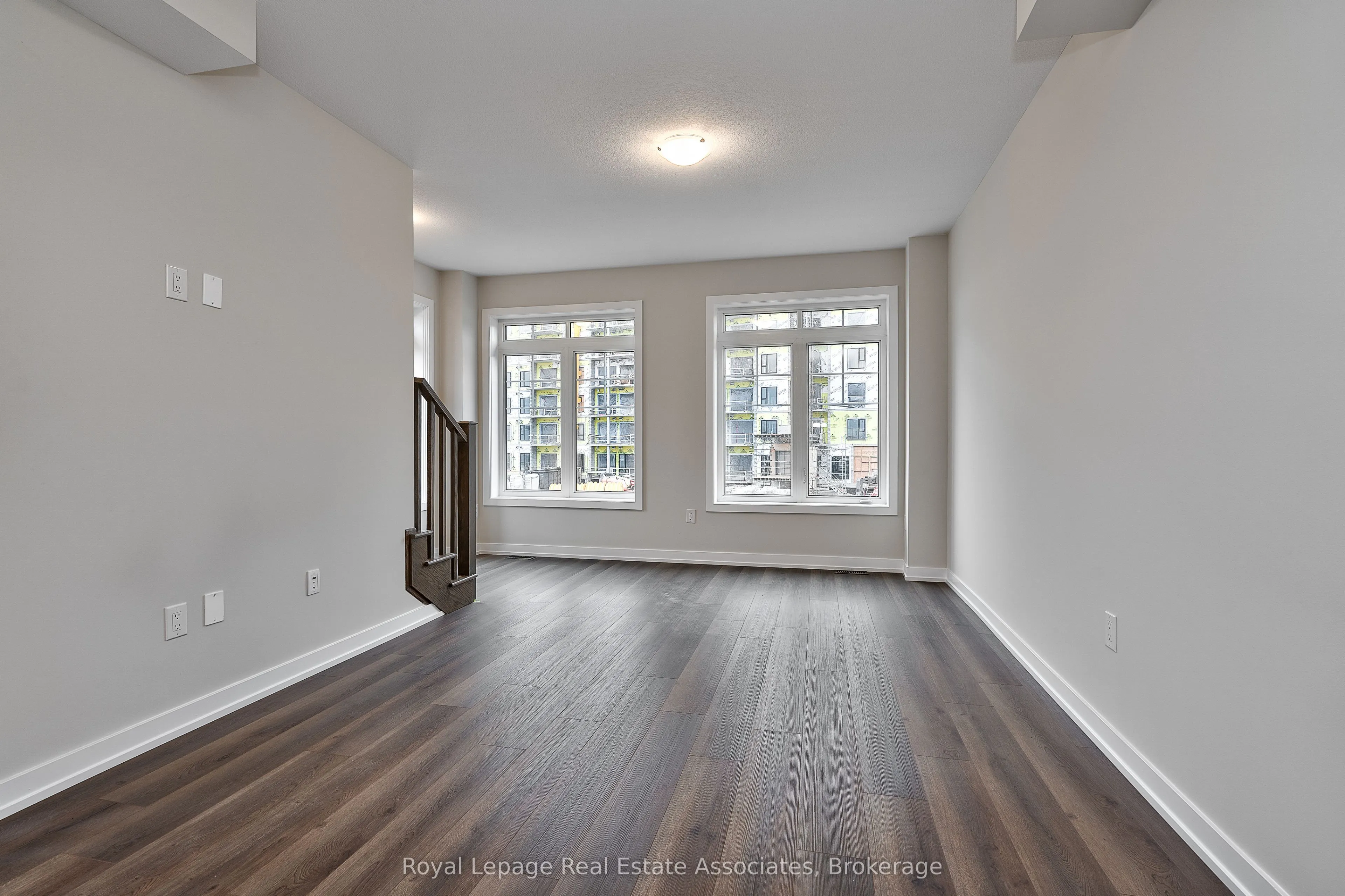 100 Hollywood Court, #29