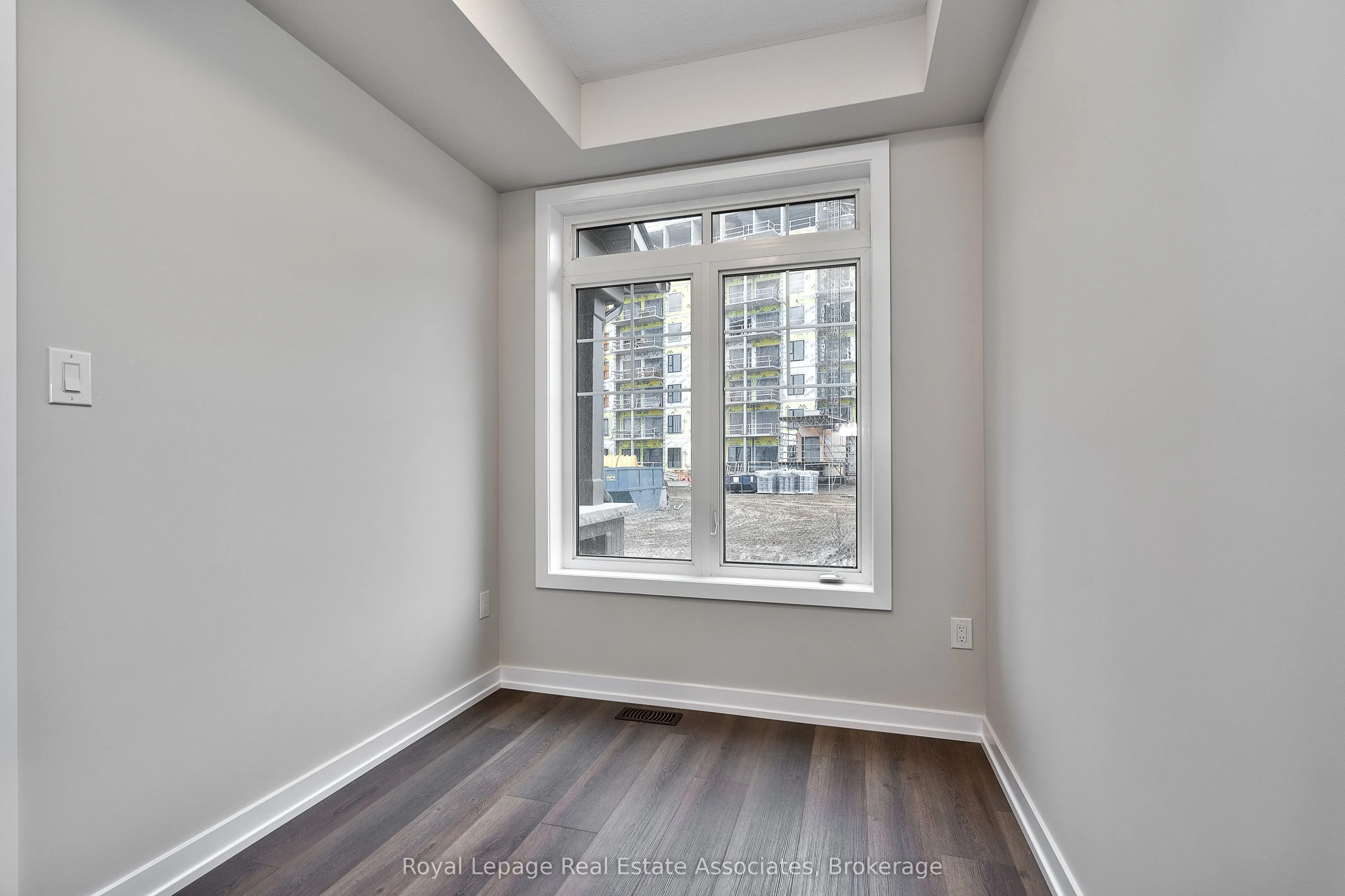 100 Hollywood Court, #29